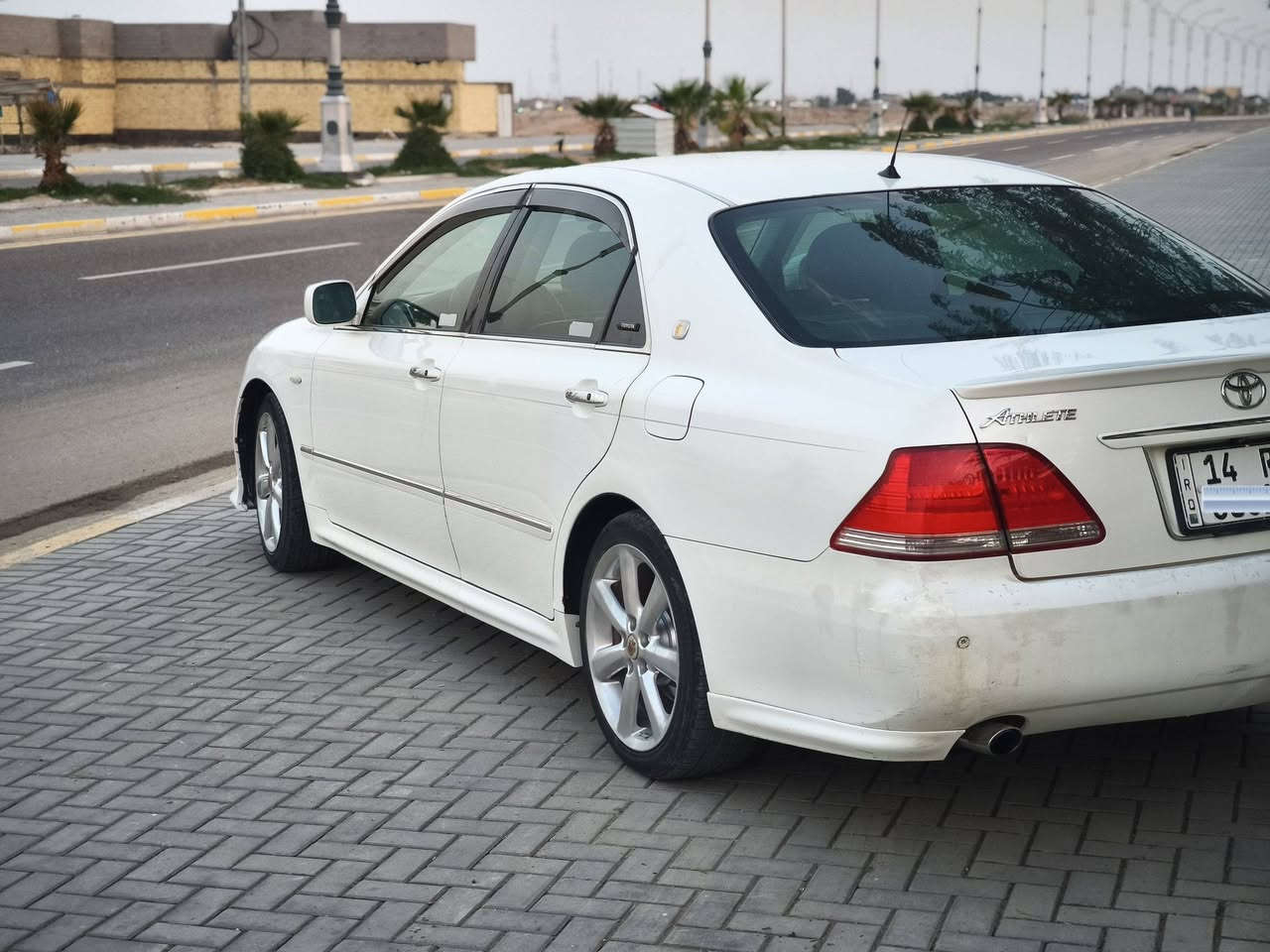 السلام عليكم من رخصة الادمن

كراون شاهينه للبيع موديل 2004

شاصي 82 مكينه2G 3500 

السيارة أصولية بأسمي كفاله

غرفه جلد کشنات كهربائيه

الجام اوتو

ترحيب عن قرب

6 بصمات

مسجل 6اقراص

شاشه ام الخرائط

خزن كشنات 3وضعيات

الرقم بصره انگليزي الجديد سنويه الى 2030 تنتهي

ملاحظة/بيه ضربه خفيفه بالجمالق الخلفي ما مصلحه 
موضحه بالصوره بالإضافة الي فطر بالشيال باب خلفي ومصلح

الرقم موبايل/*********** 

السياره فول ما عده فتحت سقف تجي وتشوف بعينك السعر 155وبي مجال بسيط
