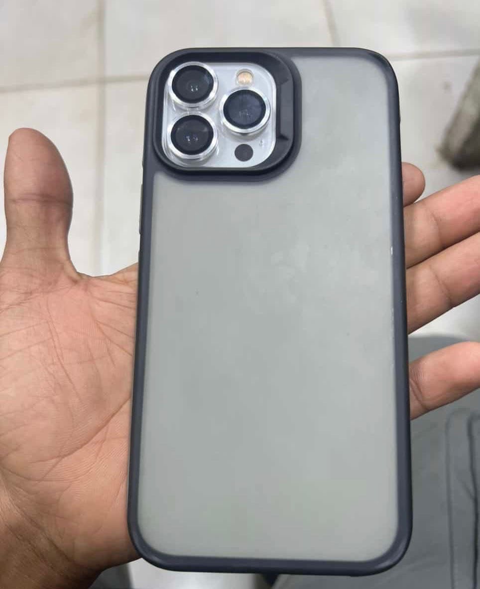 سلام عليكم 13 برو ماكس بطاريه 84 بلاديه مبدل شاشه اصليه تجي وتشوف بعينك مال بيت نضيف الجهاز كله شغال ملحقاته. بس كفر مكاني زبير سعر 550 قفل قفل رقم الهاتف ***********