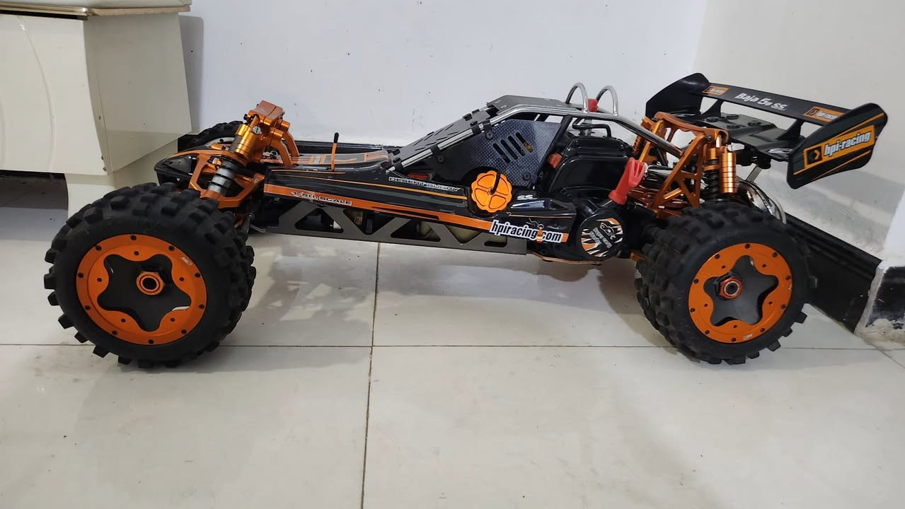 السلام hpi baja 1/5 بانزين 35 cc متطورة من الدعامية لدعاميه و تفاصيل كلش هواي 
السعر مليونين
 و التفاصيل خاص


**إذا كنت صاحب هذا الإعلان وتريد حذفه لأي سبب، رجاءا أرسل رسالة إلى الدعم الفني**