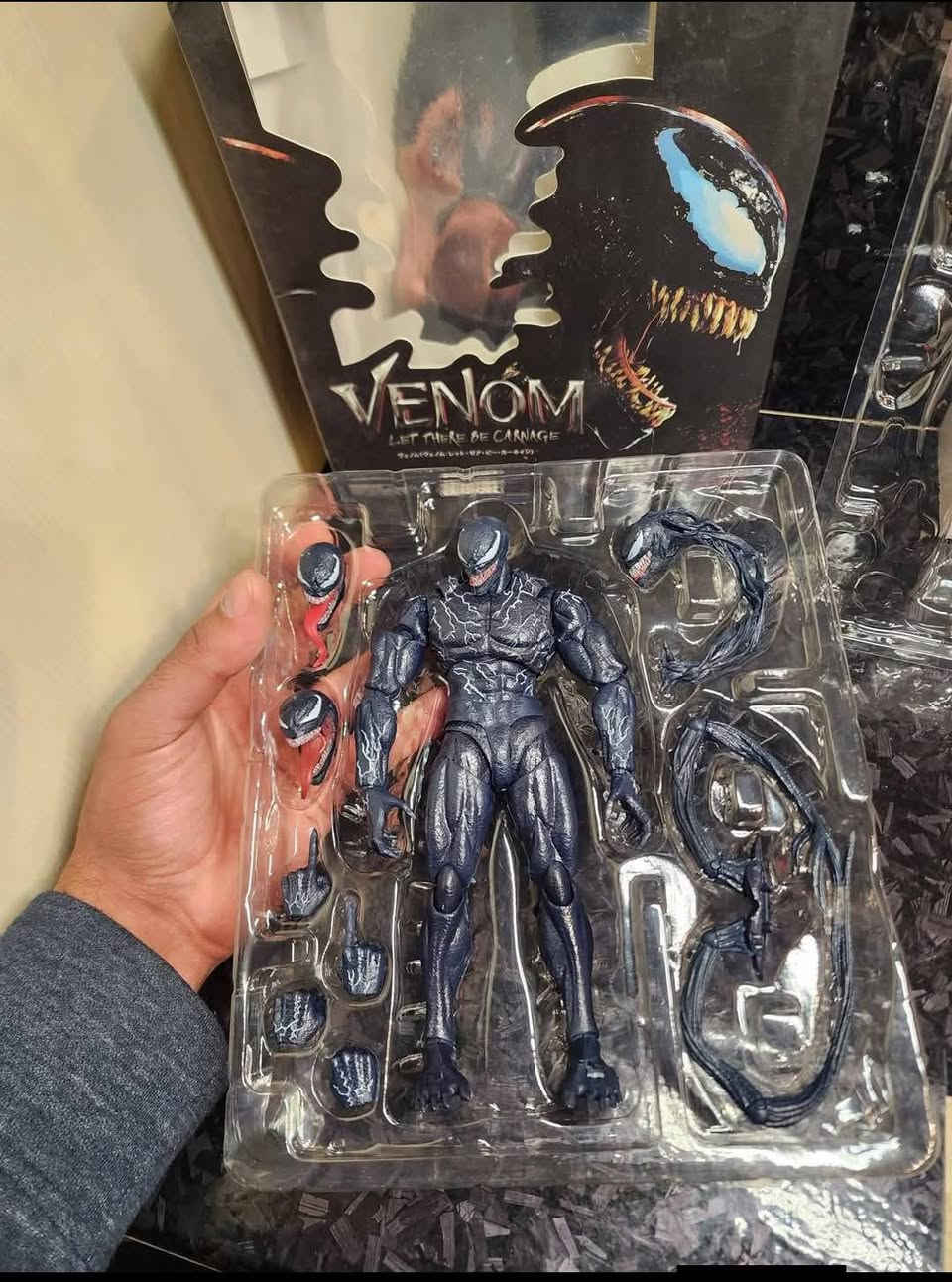 سلام عليكم
مجسم فينوم من فلم Spider-Man 
مجسم مفصلي بل كامل تفاصليه تموت موحوده بل صوره 
اي استفسار ادخل خاص 
سعره 22
يوجد توصيل لجميع محافظات العراق اب 3


**إذا كنت صاحب هذا الإعلان وتريد حذفه لأي سبب، رجاءا أرسل رسالة إلى الدعم الفني**