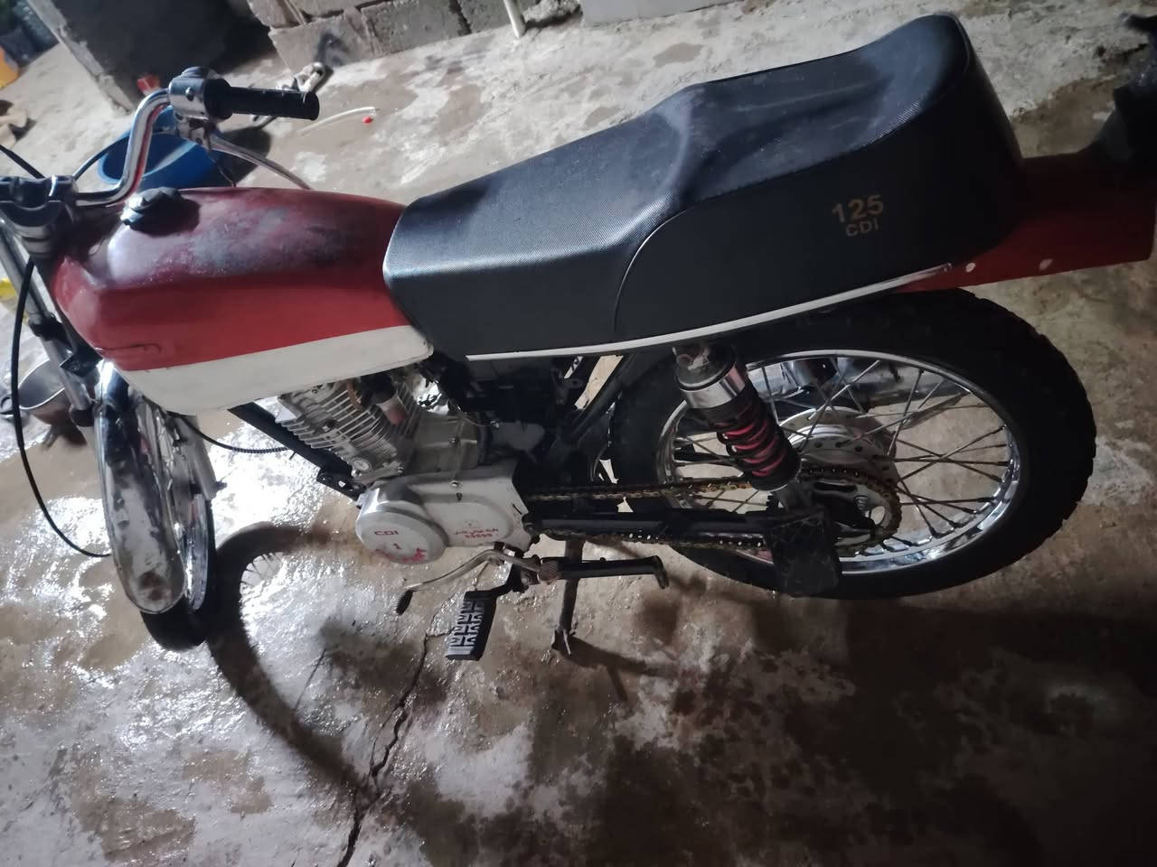 بارت 5555مكينه خرسه تحريكه ومعدل الدراجه نضيفه كدام العين 350 وبيه مجال مكاني موصل حي السماح ***********
