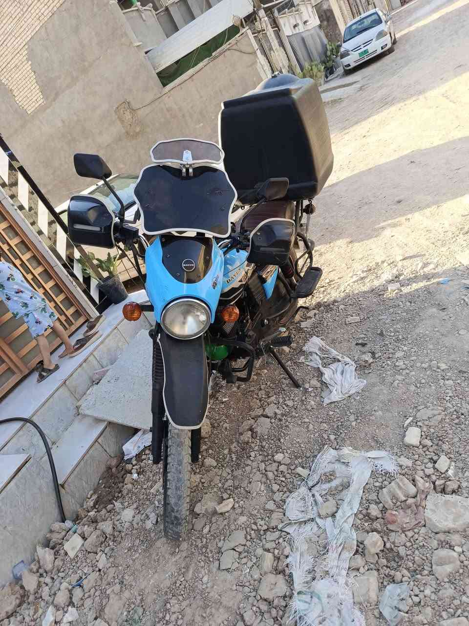 السلام عليكم للبيع دايوان مرقم بغداد دراجه موديل 23 نازله 25 دراجه كفاله الهورنات مو وياهه ولا صندوك مكان بغداد بلديات السعر 2650 مجال حك جيه ***********
