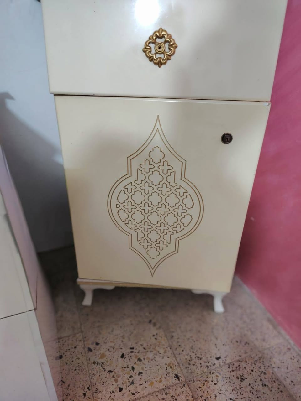 غرفه نوم للبيع   للاستفسار خاص


**إذا كنت صاحب هذا الإعلان وتريد حذفه لأي سبب، رجاءا أرسل رسالة إلى الدعم الفني**