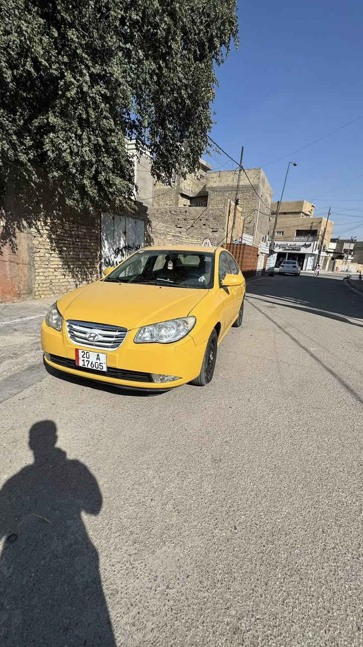 سلام وعليكم النترا 2010 أمريكي للبيع
مكينه 2000 جديده مال حاويه ضربته جاملغ خلفي بدون حوض 
صبغه جديده تخم تاير جديد رقمها ديالى بأسمي تحويل ثاني يوم مصفره هيئه وغرامه مكاني بغداد الكماليه 
*********** اتصال 📞 
*********** واتساب
