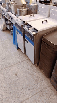 السلام عليكم قلايه ثلاثه مطلع درجه اولى ***********
