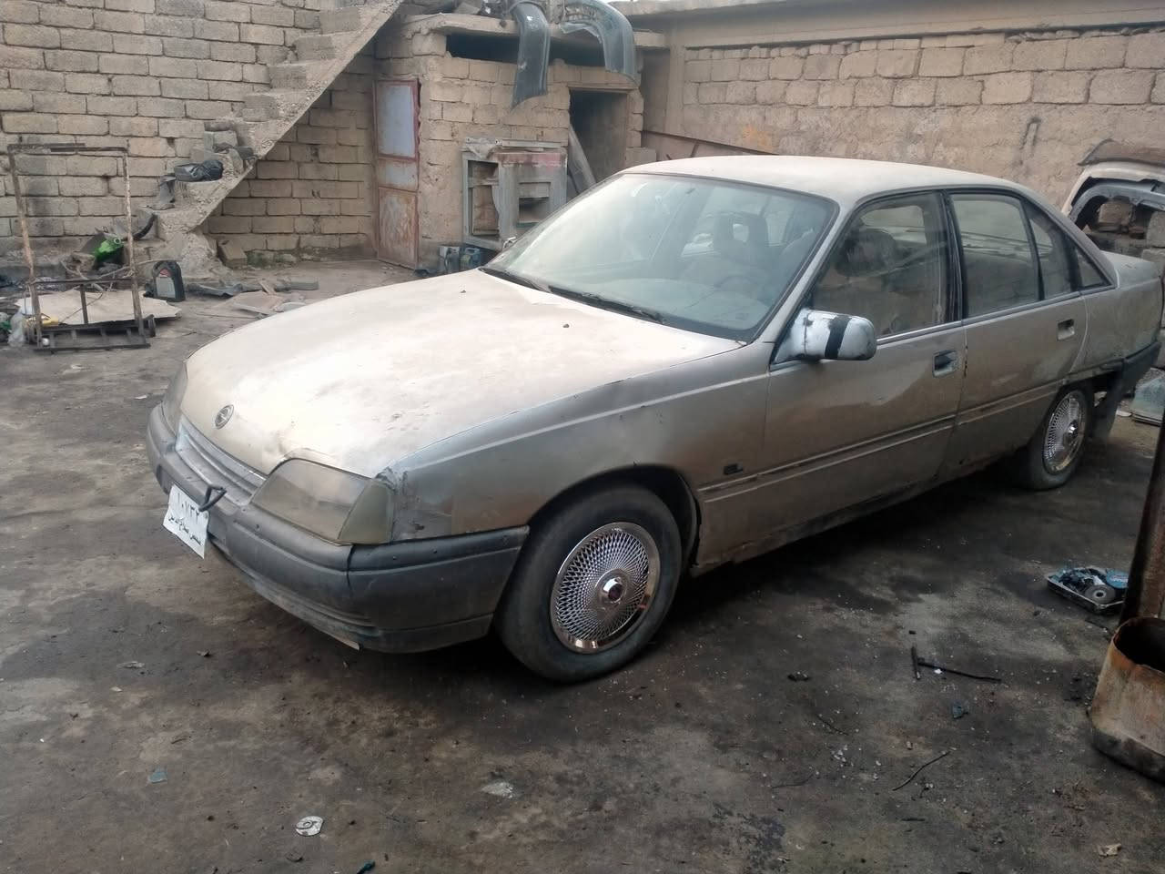 اوبل اوميكه قطره صبغ مابيها بلادمحرك كيرشرط سياره حلوه راعيها مااندلوبيهاواجهااكفلها طلبه وعشاير اربع تايرات نص عمرداخلها نضيف السعر9اوراق وبيها مجال *********** مكاني الشرقاط مقابيل الفوج العاشر
