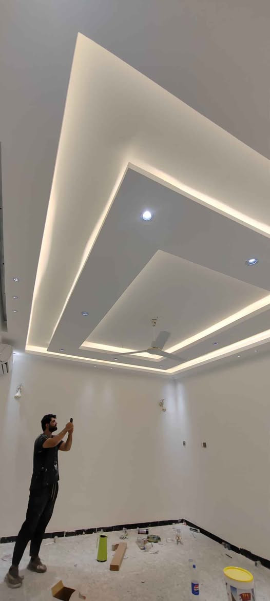 ✨ الفخامة تبدأ من هنا ✨  

نقدم لكم أفضل تصاميم الديكور الداخلي والخارجي بأحدث الأساليب العصرية 👑  

🔹 واجهات محلات (فوم تركي – حجر – جبس)  
🔹 أسقف ثانوية وإنارة مخفية  
🔹 جدران تلفزيون وديكورات داخلية  
🔹 تصميم وتنفيذ حسب الطلب  

✔️ جودة عالية  
✔️ أسعار مناسبة  
✔️ التزام بالوقت  

📍 الموقع: ميسان شارع المدارس 
📞 للحجز والاستفسار: (***********)  

خلي مكانك يحچي عن ذوقك Singapore
