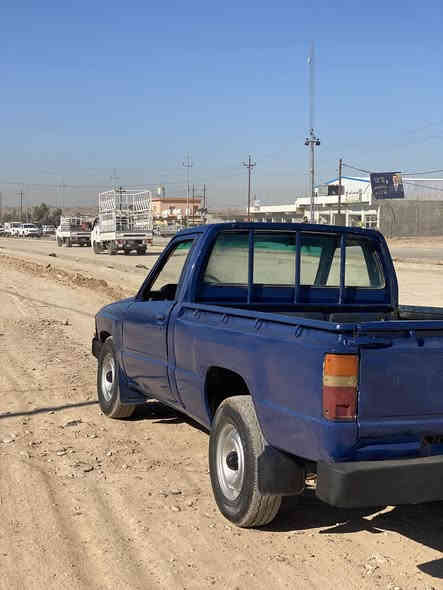 سلام عليكم للبيع بيكم تيوتا ٨٥  مصبوغه عام سياره محرك كير زينات أربعه كير بلاد رقم كركوك راعيه موجود سنويه ٢٠٢٠ ساقطه تحويل أو وكاله  كهربياته زينه  الباقي شوفت عينك 
سعر ٢٥ ورقه وبيه مجال للطيبين لاستفسار. اتصل *********** مكاني ديالى جلولاء
