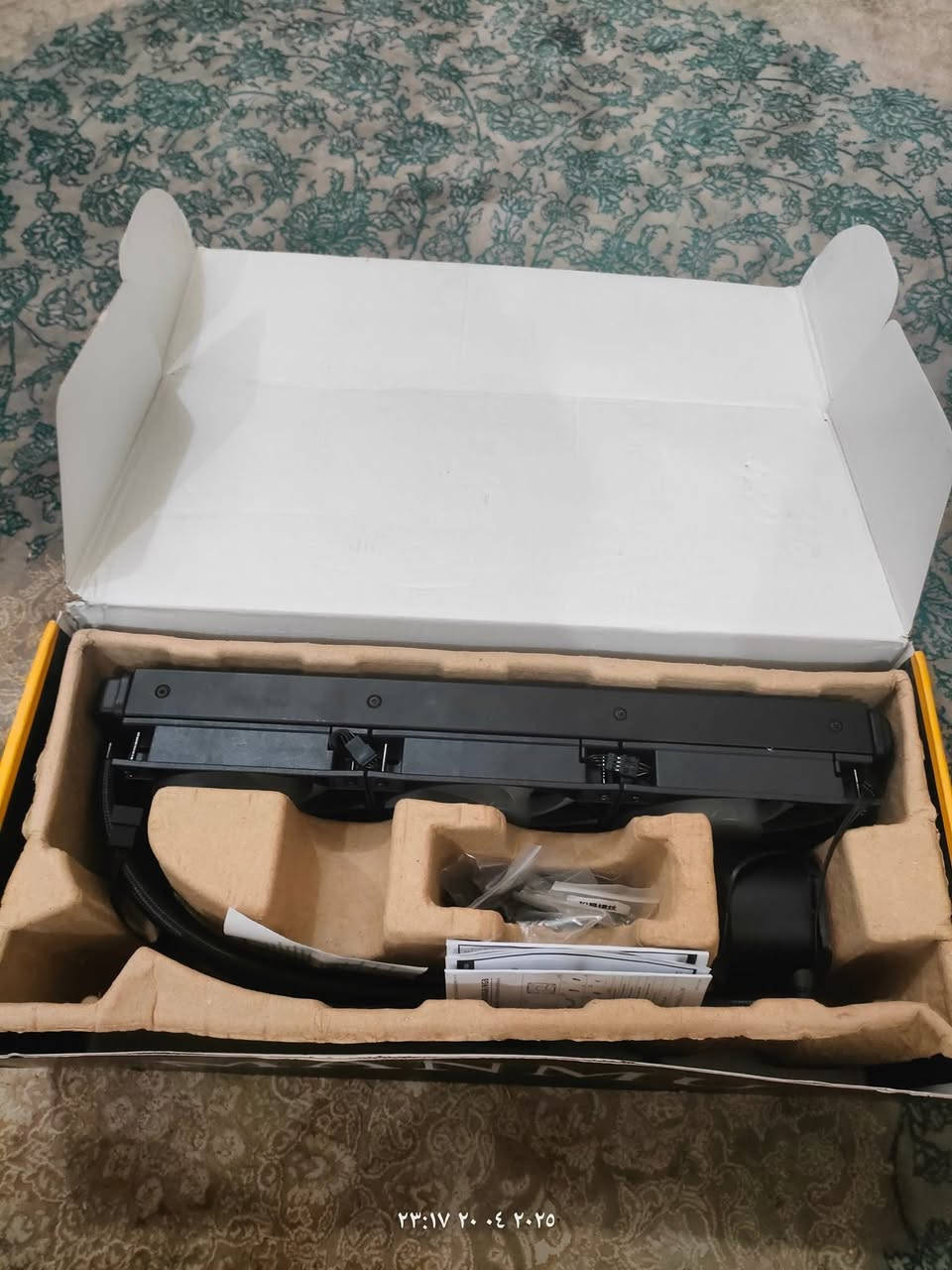 السلام عليكم 

مبرد مائي من MANMU

اسمه:MANMU 360ARGB/RGB

لونه اسود و RGB

نضيف100% 

سعره 70 و بيه مجال


**إذا كنت صاحب هذا الإعلان وتريد حذفه لأي سبب، رجاءا أرسل رسالة إلى الدعم الفني**