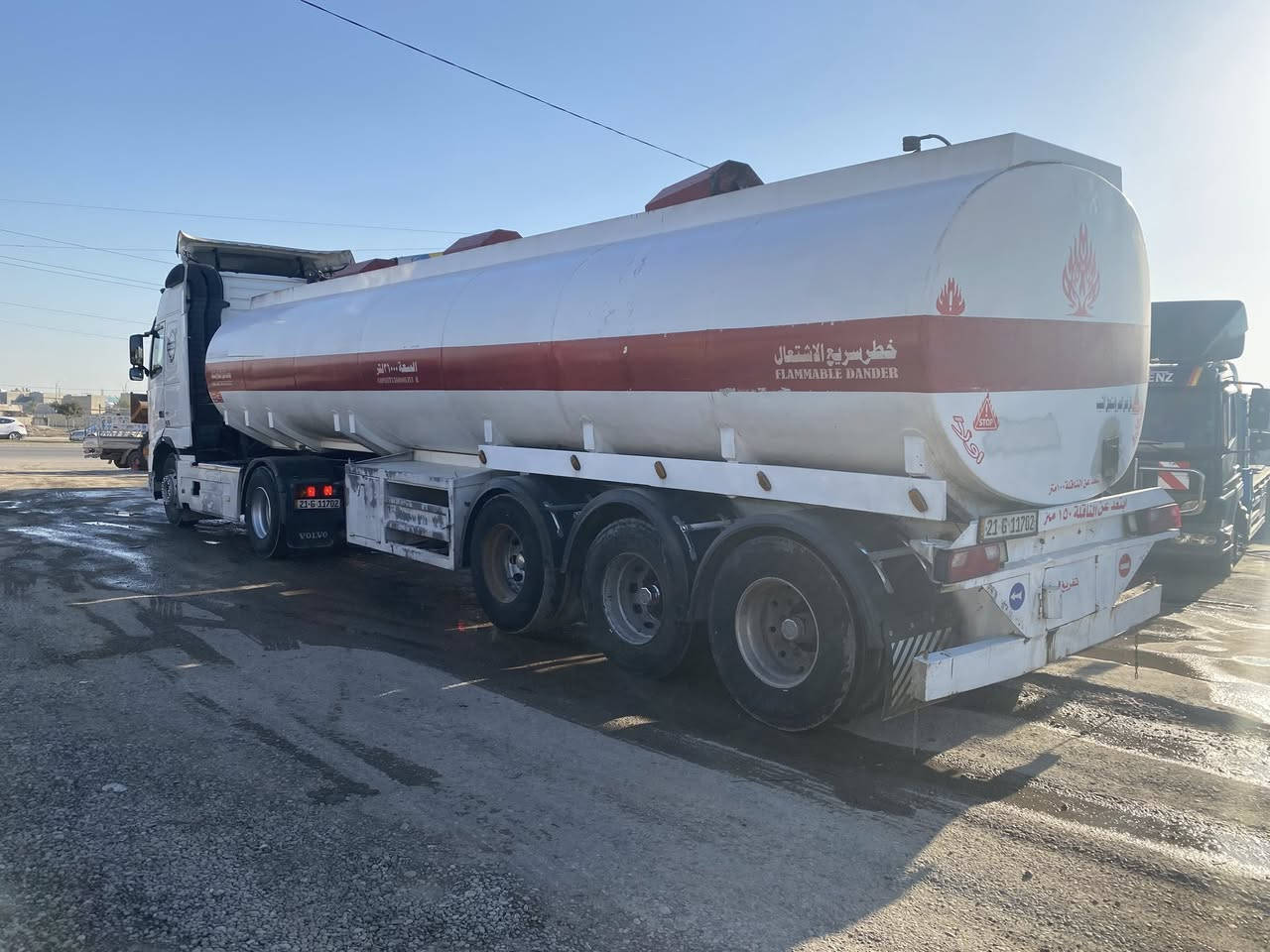 للبيع

من نوع : فالفو شيطان

كير : عادي 3/3

موديل : 2002

حجم محرك :460

سنوي رقم جديد

طوناج ، جي بي اس 

سعر : 245$

موجود في كركوك في معرض رافدين المركزي
عنوان📍 كركوك شارع مطار مقابل جسر حزيران

للاستفسار اتصال على الارقام 

***********

***********
