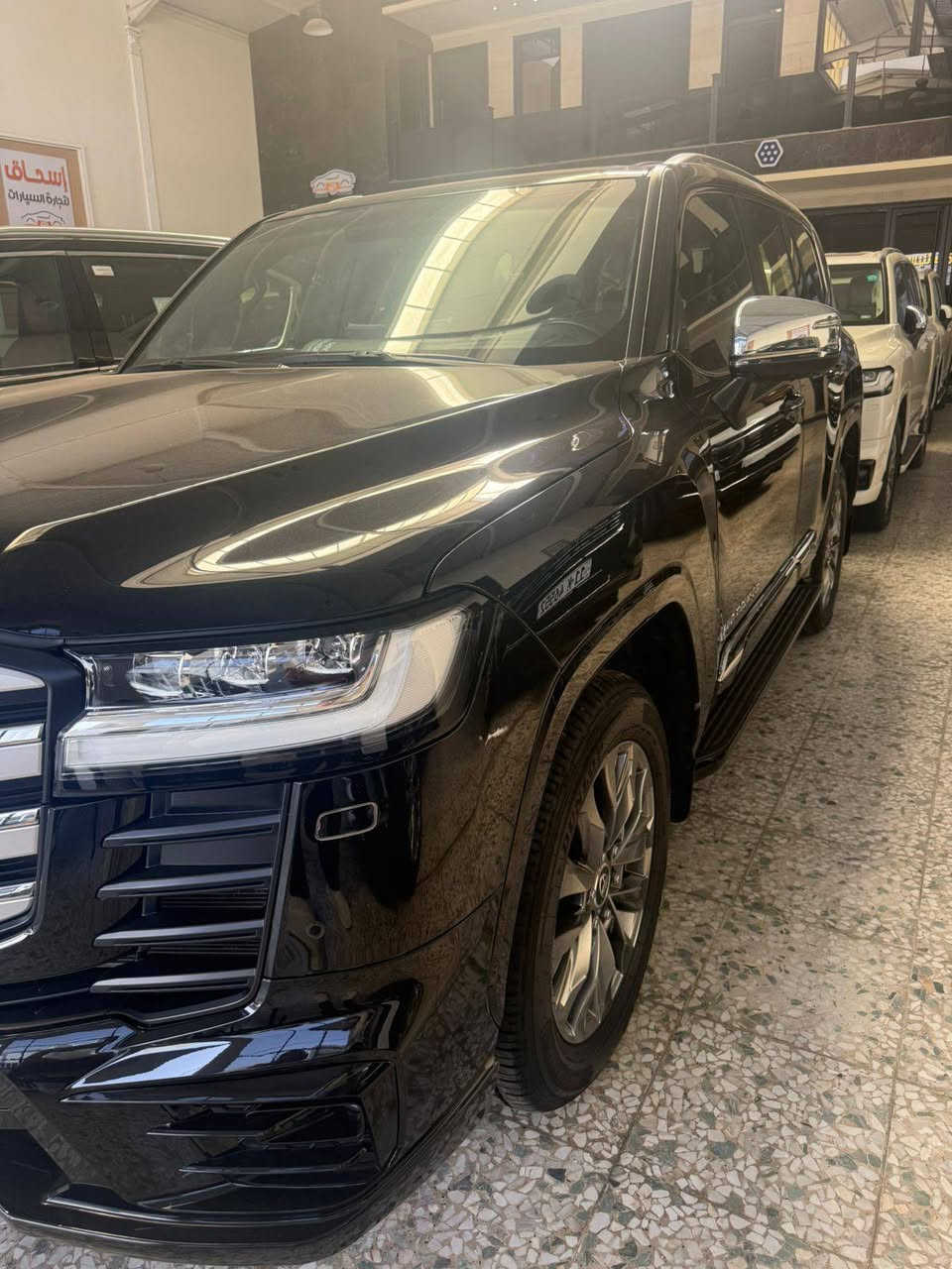 للبيع | تويوتا لاندكروزر VXR بريم لمتد موديل 2024 🔥
📍 بغداد | رقم مميز
✨ المواصفات:
✔️ توين تيربو
✔️ بيبان شفط
✔️ داتا شو
✔️ كشنات حار / بارد
✔️ كشنات ميموري (ذاكرة)
✔️ كشنات خلفية كهرباء
✔️ رادارات + توقف ذاتي
✔️ أعلى فئة باللاندكروزر
🚘 السيارة مغلفة PPF ومكفولة
📏 الممشى: 29 ألف كم
💰 السعر المطلوب: 87 ألف دولار
📞 للاستفسار: ***********
