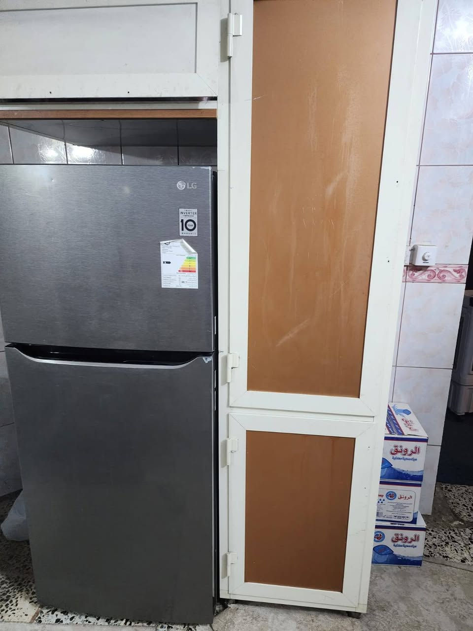 كاونترات 2 فر احطاطه تكمة مع كافة نواع الاثاث المنزلي للبيع والمراوس وبأسعار مناسبة للاستفسار راسل الصفحة او اتصل *********** واتساب
