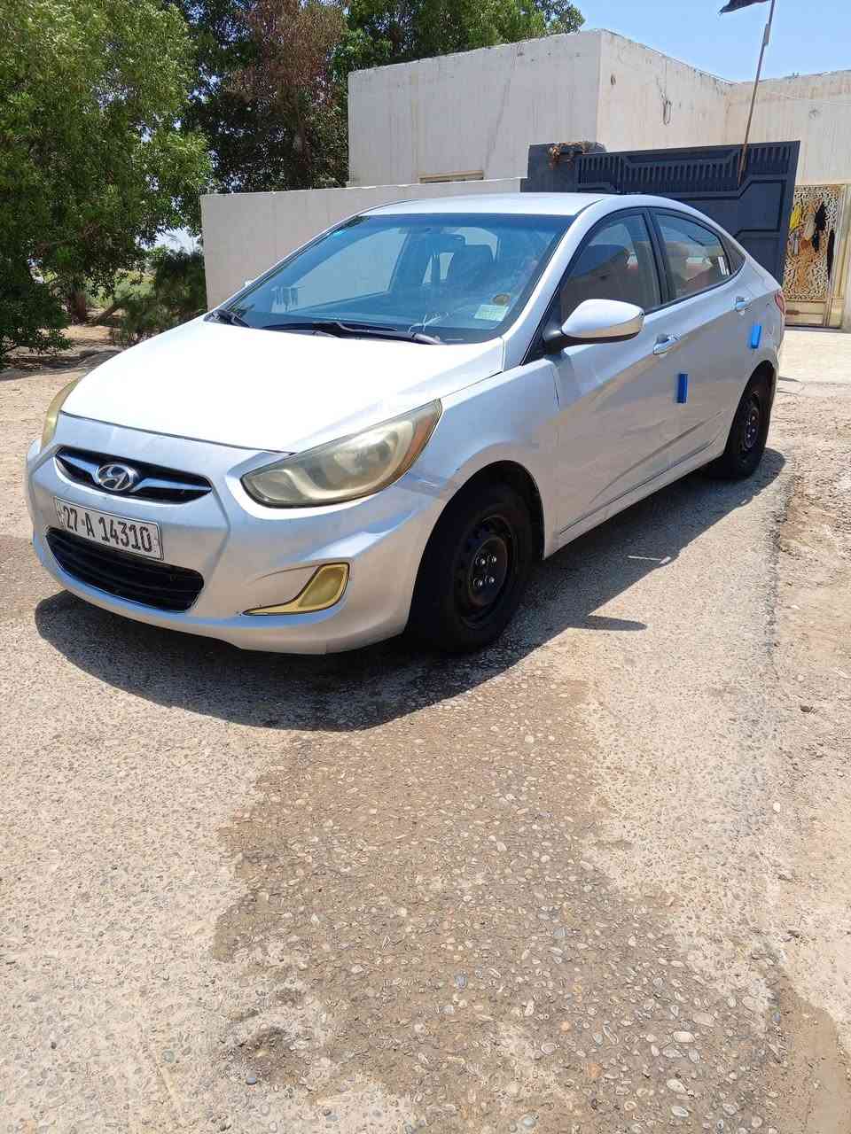 السلام عليكم لبيع او مراوس اكسنت 2014وارد امريكي حادثه جاملغ ابدل فقط والباقي ليبل واحد وبيه صبغ جراد قطعتين بدون ضربه وتبديل محرك وكير صارلهن 15يوم من شادهن شرط ما مفتوحات تبريد منضومه كامله مشدوده حداديه تخم تايرات كله جديد السعر 78وبيه مجال رقمه ذي قار الجديد سنويه جديده راعيه بلسنويه بلعماره الشراي يتصل ***********اثير 
***********اسيا مكاني ميسان العماره
