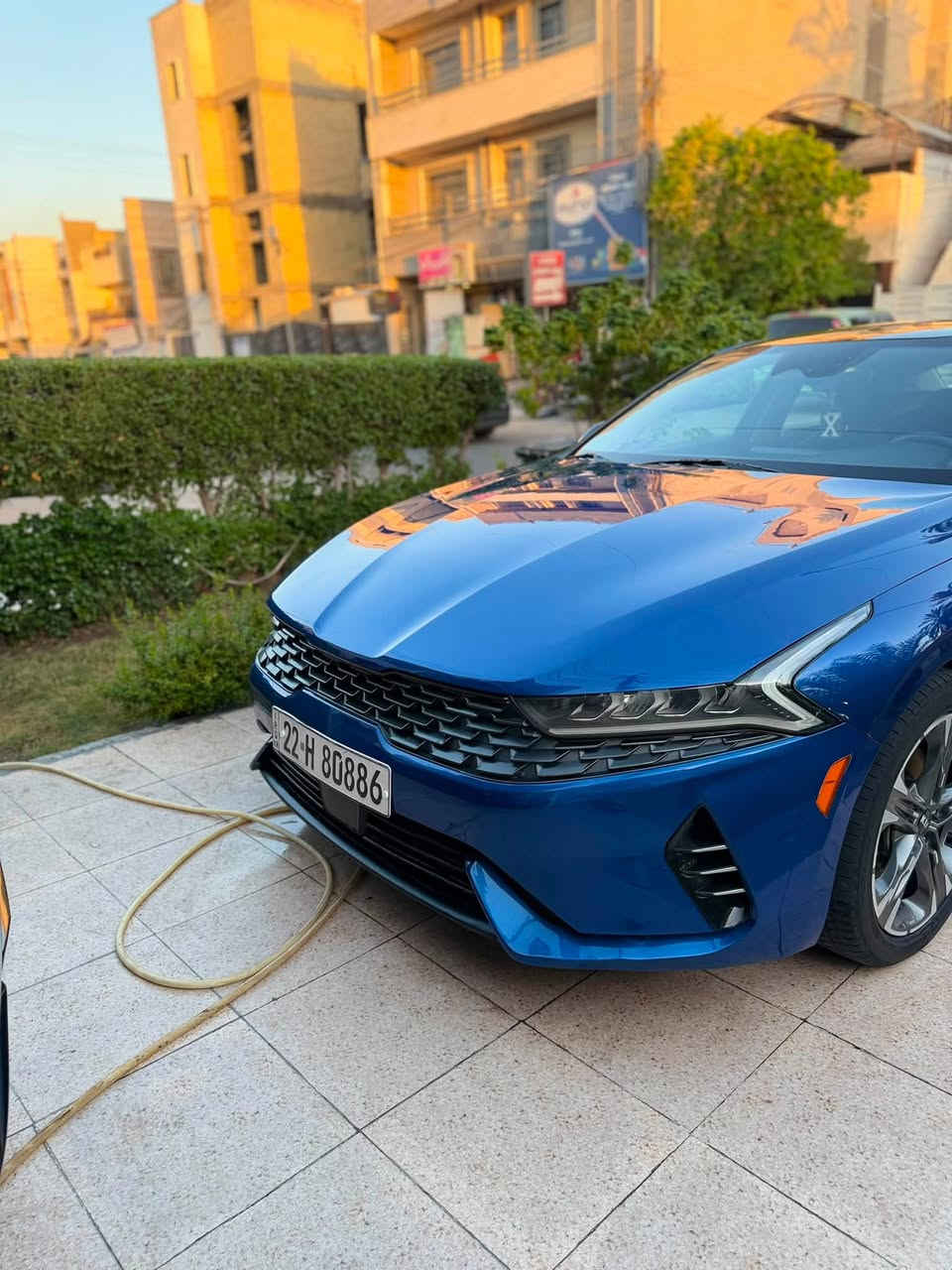 للبيع – كيا K5 GT-Line موديل 2021
🔹 فل مواصفات (Full Option):

* تدفئة وتبريد المقاعد
* تدفئة المقود (الستيرن)
* سقف بانوراما
* تشغيل عن بُعد
* بصمة تشغيل
* رادار
* نظام المحافظة على المسار
* مثبت سرعة (كروز كنترول)

🔹 حالة السيارة:

* السيارة نظيفة جدًا.
* الحادث السابق كان في باب السائق فقط.
* تم صبغ البونيت والصندوق بسبب خدوش وتخريب فقط، وليس نتيجة حادث.
* يوجد تصوير قبل الصبغ، مع الكفالة والشرط لإثبات ذلك.

💰 السعر: 16,200 دولار، وقابل للتفاوض بالمعقول.

📍 الموقع: بغداد – حي الجامعة.

📞 للاستفسار: ***********
