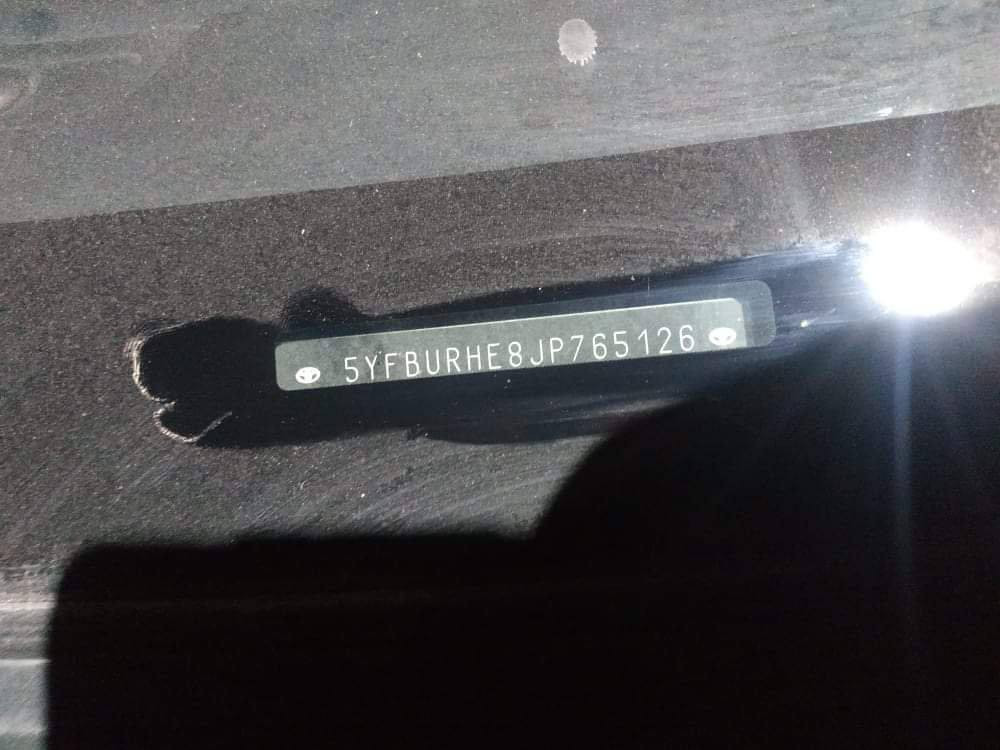 كورلا 2018 فئه LE 
ماشيه 100 mi
حادثهه موضح بلصور للبيع فقط 
سعرهه 140 وبيه مجال شي بسيط 
*********** حلة, بابل
