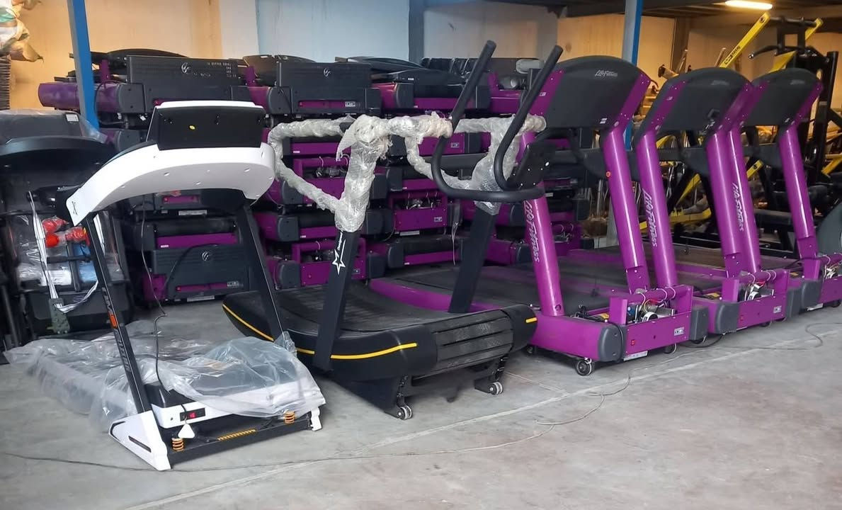 🔥🔥 عرض مميز لا يفوت 🔥🔥
متوفر لدينا أجهزة كارديو أمريكي أصلي 🇺🇸

جودة عالية وأداء احترافي يناسب الجيمات والبيوت 💪

✅ تجهيز متكامل للبيوت

✅ أجهزة حديثة وبأسعار منافسة

✅ صيانة أجهزة (Life Fitness) باحتراف عالي

✅ إدامة كاملة وضمان على العمل

إذا تريد تبدأ لياقتك أو تطور جيمك — إحنا الحل 👇

📞 للحجز والاستفسار راسلنا خاص أو اتصل الآن *********** او ***********

⚡ لا تضيع الفرصة — صحتك تبدأ من هنا ⚡
