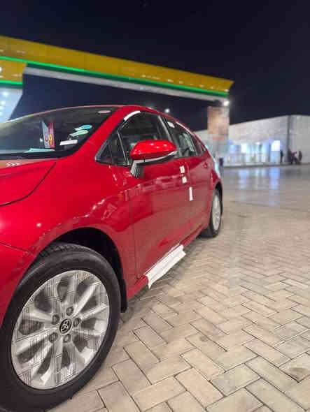 سلام عليكم 
للبيع كورلا سازز 2022
السياره خليجي مكفوله كفاله عامه من الصبغ بيه مكانين زغار بارد ناشر السونار 
محرك بانزين 1800
السياره بصمه 
فتحه داخل لونين 
رقم اربيل الجديد 
50 كيلو متر بعده عله وضع الشركه 
مكان السياره بغداد الشعب 
السعر 176
*********** Colombo
