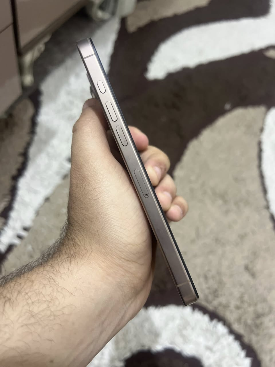 السلام عليكم
16 pro max
ديزيرت
السعر :: 825 مجال بسيط!
256 
AE/A
93 🔋
مبدل شاشه كلش حلوه 
وكامرات
السعر :: 825 بي مجال بسيط
***********
ديوانيه
