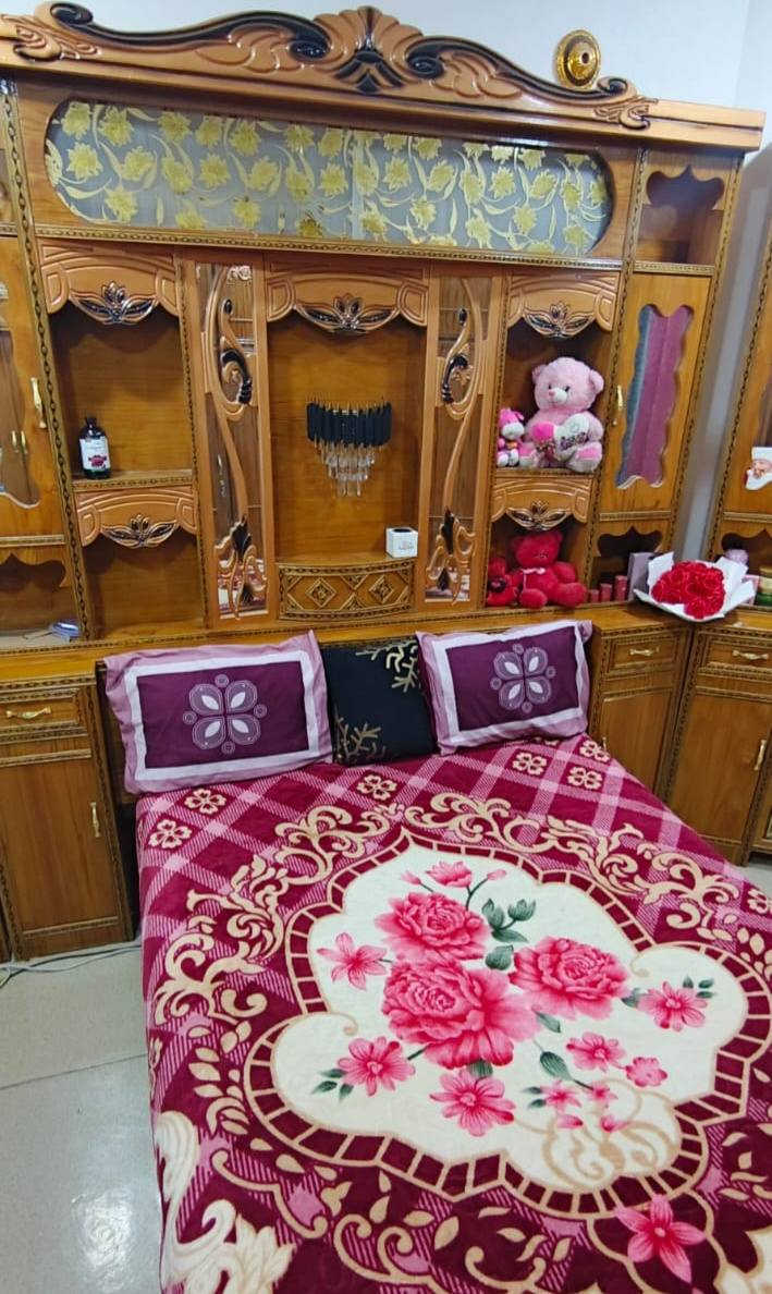 السلام عليكم عندي غرفه صاج عراقي للبيع مستخدمه 5 اشهر اريدها ب مليون و 100 استفسار ع ر

قم *********** بي واتساب
