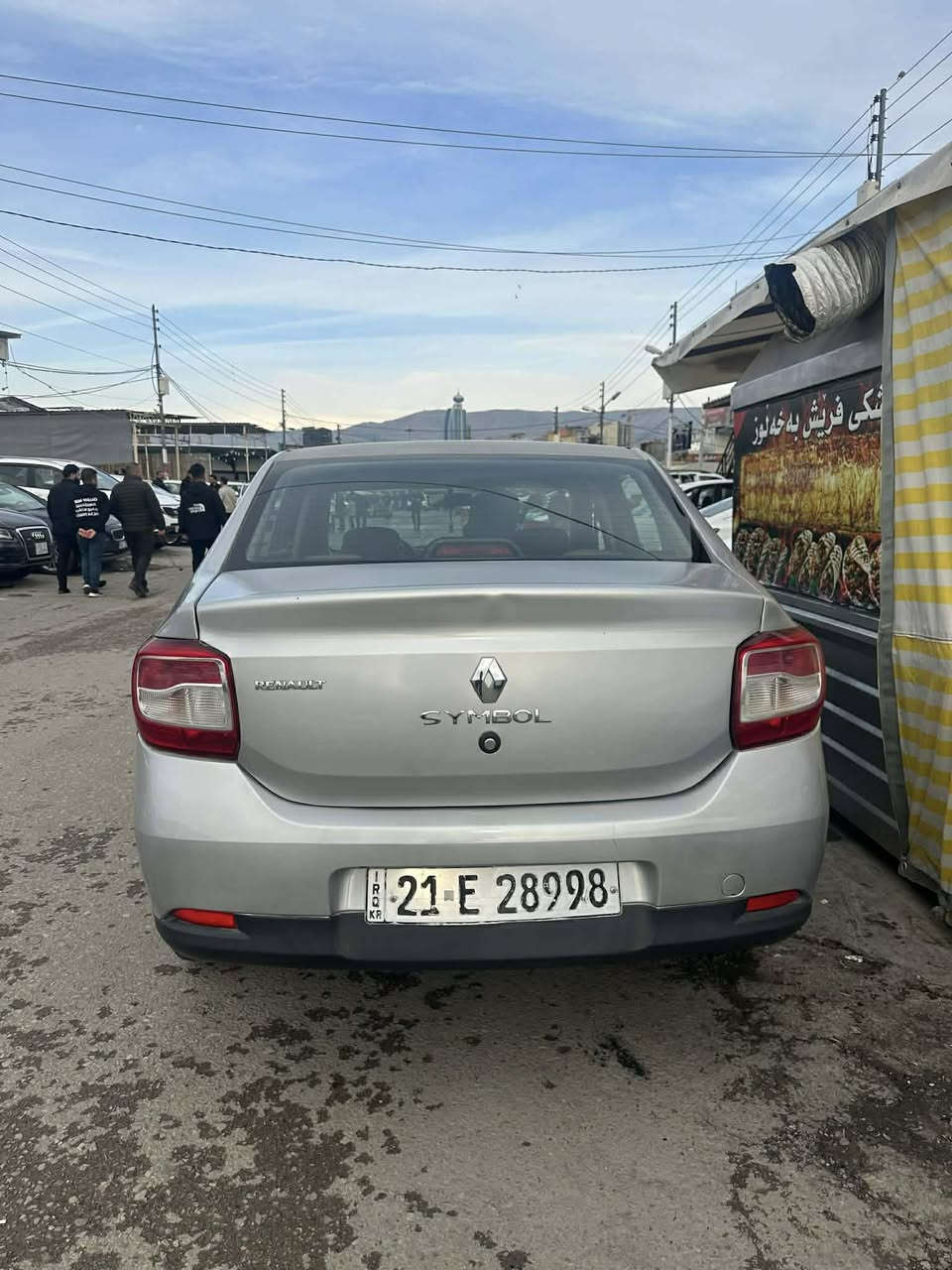 رینۆ مۆدێل ٢٠١٦ سەنەوی تاکو ٢٠٢٨ تازەیە ٥پارچی بۆیاخە لەسەر ساغی دواوەی سوکە دەعمیکی هەیە ماباقی مەزبووتە مەکینەو گێر مەزبوت تەقەورەقەی نیە بێمەسرەفە
***********

***********
