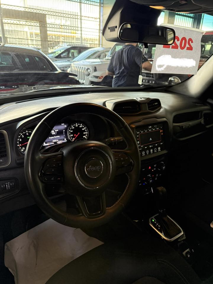 سلام عليكم
السيارة : جيب رينيجيد

 الموديل : 2021

اللون : اسود 

اللوحة : اربيل 

السعر : 140 $ورقة

حادث السيارة : چاملغ ايمن 

بدون دواخل  

_____________________

الــمــواصــفـــات  فول عدا الفتحة:-

{1} بصمة تشغيل + ابواب

{2} شاشة كبيرة  

{4} انضمة قيادة : اوتو

{6} كامرة خلفية دوارة مع الستيرن 

{7} لد نهاري 

{8} ويل كروم 

{9} سايد بريك بصمة 

{10} مانع انزلاق 

{11} فول تحكم ستيرن 

{12} جام اوتو يصعد دكمة وحدة وينزل كذلك

{13} منافذ USB

كشنات جلد 

كشنات تدفية

سترين تدفية

فورويل 

للإستفسار الإتصال 📞

***********
