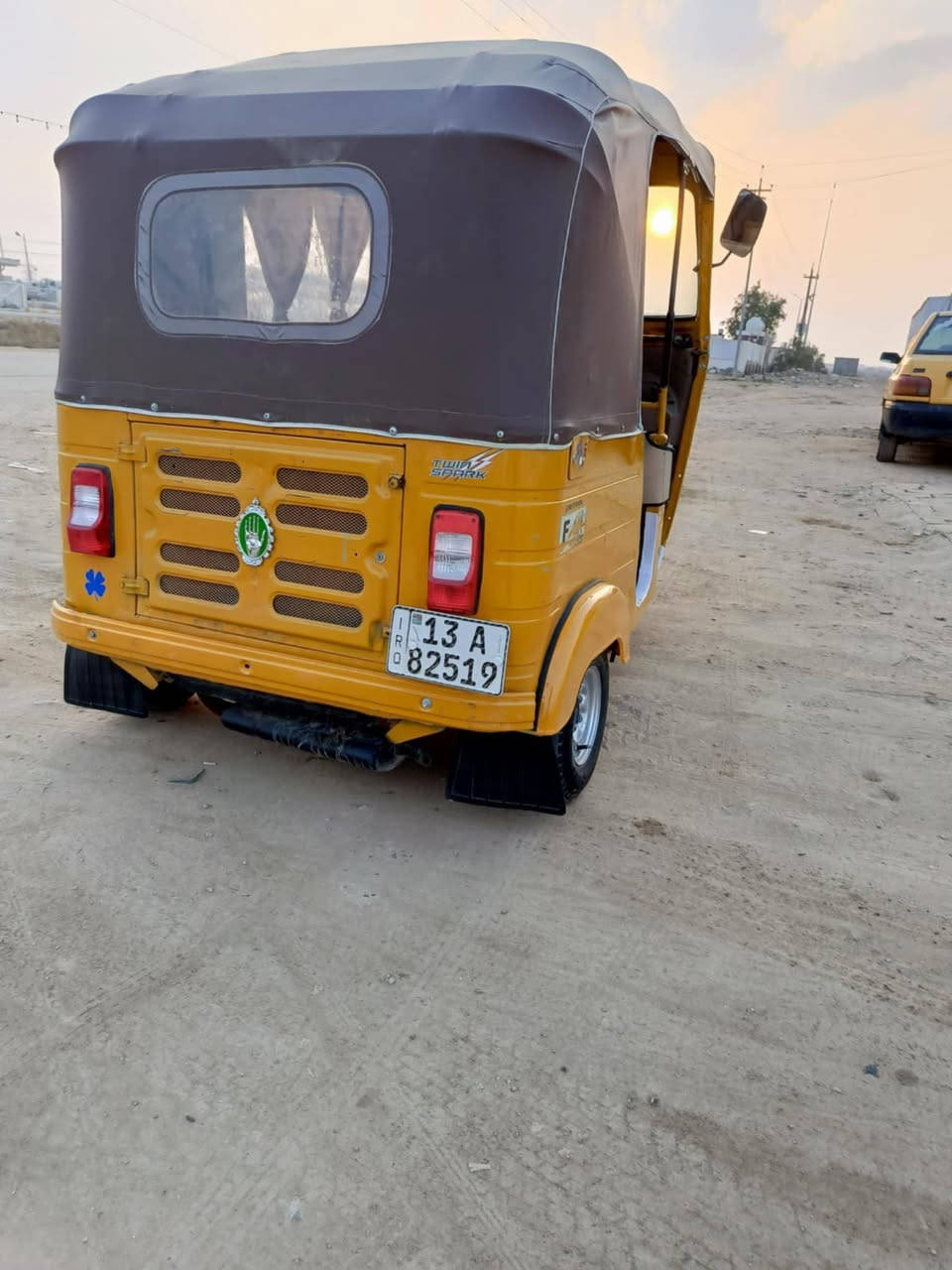 تكتك 19 مرقم داخله ب2020 شهر 2 بيه لغد واحد معجون فقط تكتك جاهزه ماشه + كابريتر شركه + تجفيت شركه + شوته+ تخم تاير تكتك جاهزه ما بيه نقص مال جناي السعر 5 و500 وبيه مجال المكان العماره حي العسكري ***********
