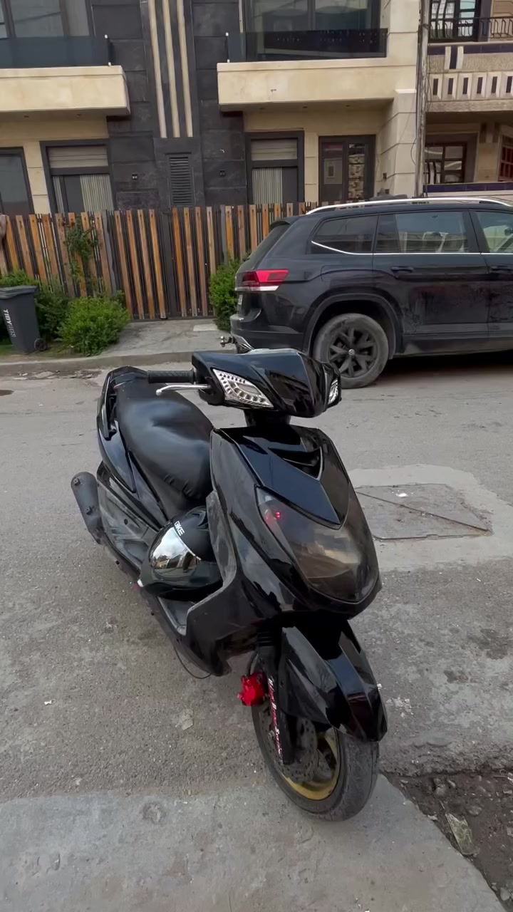 سلام عليكم دراجه سكنس فحل (للبيع اومراوس )
نضيفه وتترحملي عليها 
دراجه كاملا من كلشي كفاله عامه دراجه نكره بكل وقت سلف +هندر 
تجي وجيب فيتر وياك وشوفها 
دراجه بلادي 

عنوان بغداد / حي جامعه شارع الربيع 

*********** / وتساب
***********/ 
 سعرها  750  وبيها مجال
