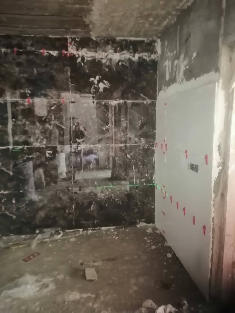 تطبيك ارضيه جدار بسعار مناسبه ***********
