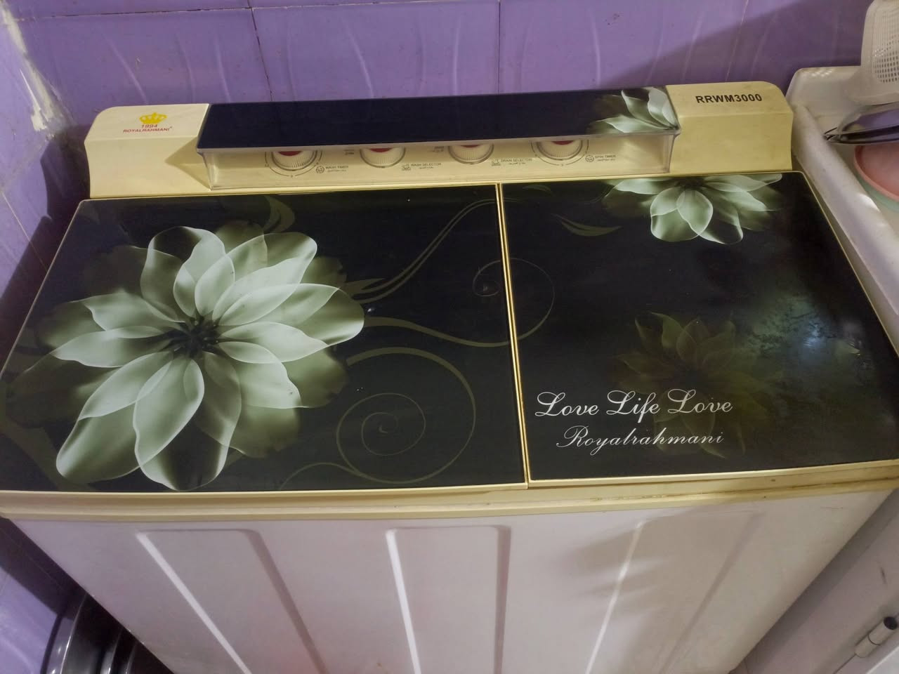 سلام عليكم 
الكاونتر تزكام مكفول من كسر او اي شي بي ب400
تخم قنفات 10نفرات  نضيف ب200
مبرده شغال على الفحص ب40
سوبات شغالات ثناتهن ب25
البايسكل  بس التاير الوره تعبان ب 25
الايباد نضيف على الشرط بس بي هذا الخط ب75
الغراض كلهن بيهن مجال 
موبايل ***********
واتساب متواجد
