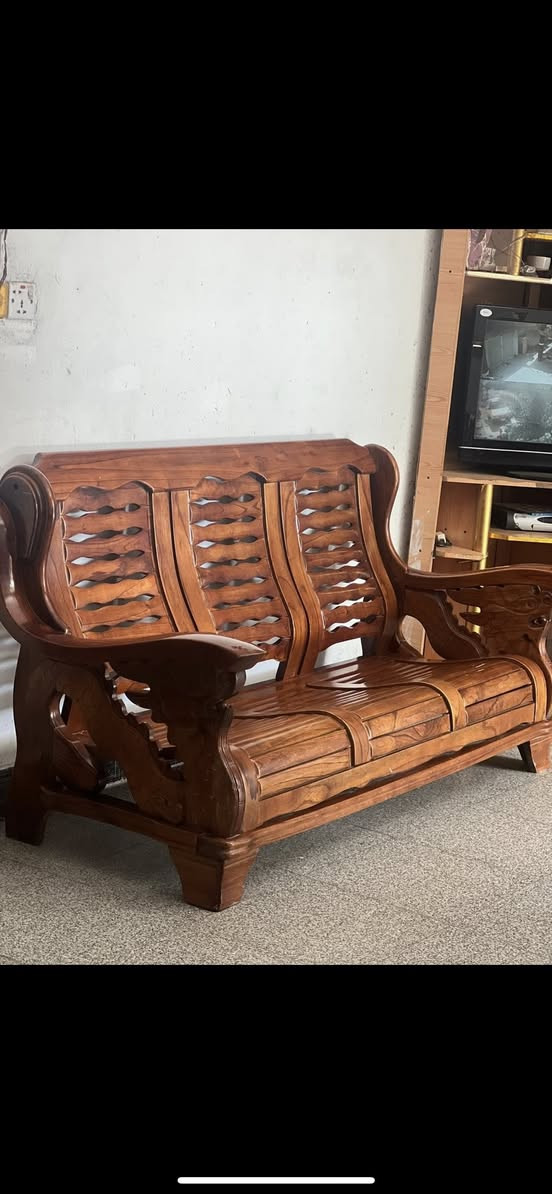 تخم 7 مقاعد للبيع مكاني ورديه سعر خاص  بي نقص خشبات كما موضح بصور


**إذا كنت صاحب هذا الإعلان وتريد حذفه لأي سبب، رجاءا أرسل رسالة إلى الدعم الفني**