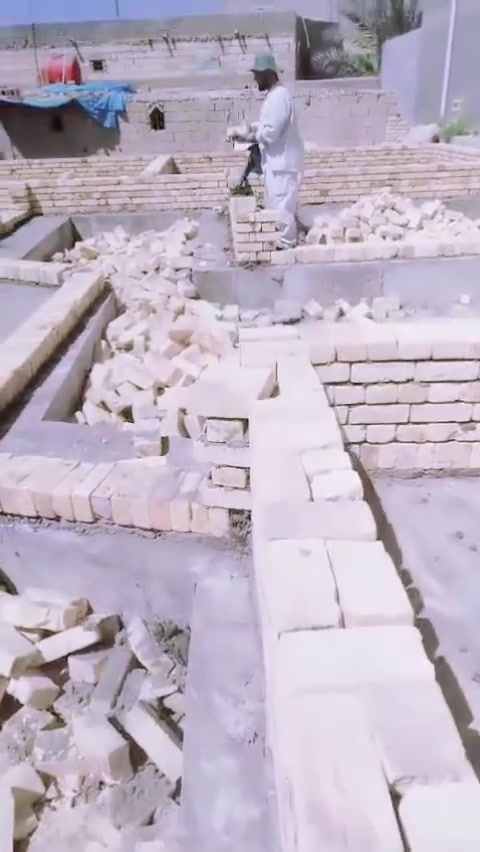 السلام عليكم اصطه بناء ولبخ متغرغ حاليا اخذ قطعي ويوميه لتواصل وساب ***********
