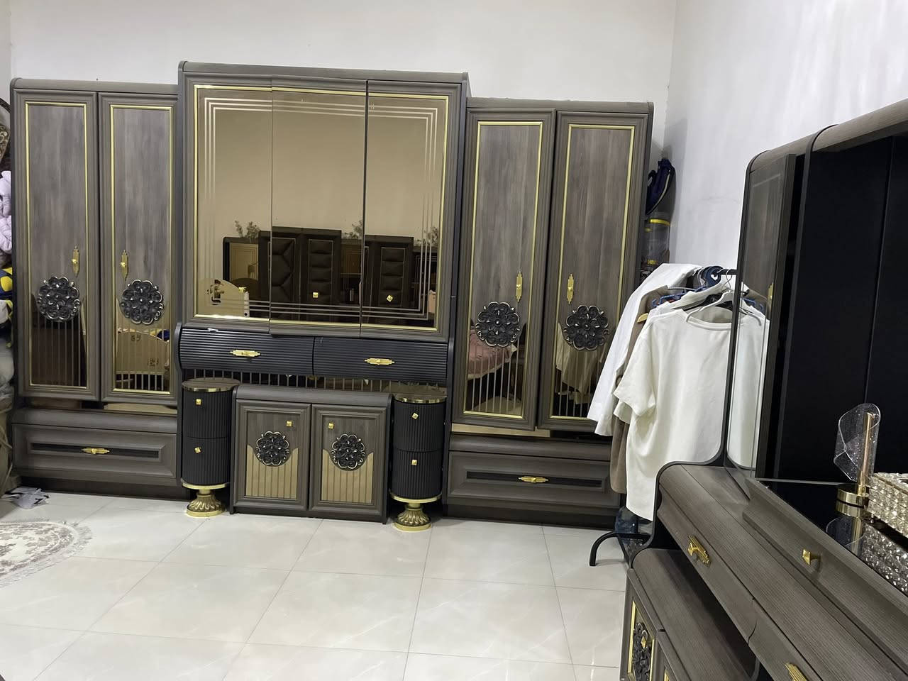 غرفه صاج جنن متانه فول نظافه فول بيهه اضرار بسيطه سعرهه مليونين  و٢٥٠


**إذا كنت صاحب هذا الإعلان وتريد حذفه لأي سبب، رجاءا أرسل رسالة إلى الدعم الفني**