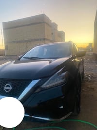 نيسان مورانو  موديل:2023 أسطوانات:6 المحرك:3.5 كشنات:جلد مواصفات:sv حا...