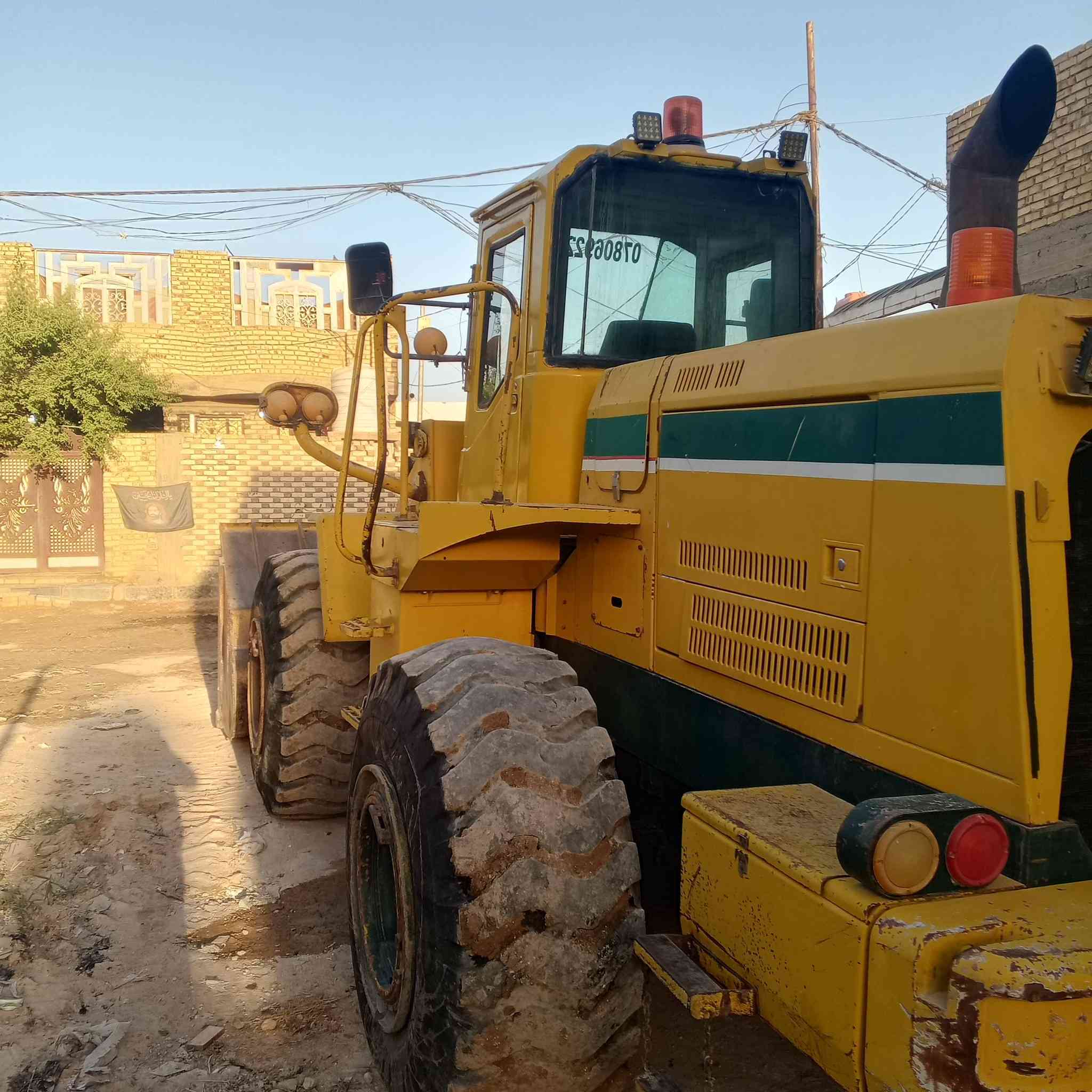 شفل حجم 90موديل 98 سنويه 2030 نجف بسمي نفس اليوم عتراف
السعر 4025 دولار اربعه وربع ***********
