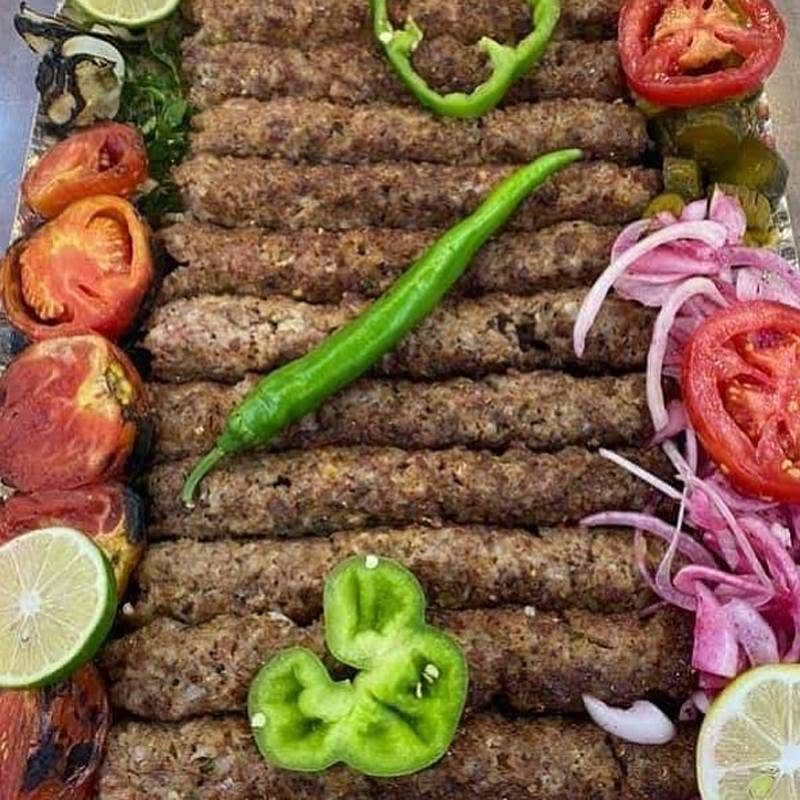 اللهم صل على محمد وآل محمد كباب اليوم من صدك واحد عالم لحم عراقي دغاري   سعر الكيلو 15 الف ٢٠ شيش ارجع واكول عشرين شيش وكل الهلا بيكم هل  الدغاره وناسها الطيبين  وتوصيل داخل الدغاره وخارجها متوفر  العنوان المطعم  *********** وبي وات ساب
