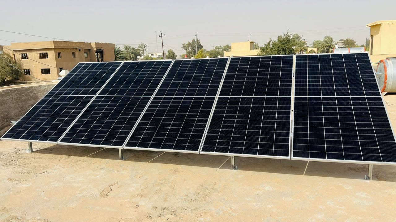 تم بحمد الله تنصيب منظومة طاقة شمسية من كوادرنا للأخ الشيخ هاني العلي الثامر شركة قوة الشمس بإدارة بهاء الحساني ***********
يوجد نقد
ويوجد أقساط ع ماستر كارد الرافدين
بمقدمه وبدون مقدمه
