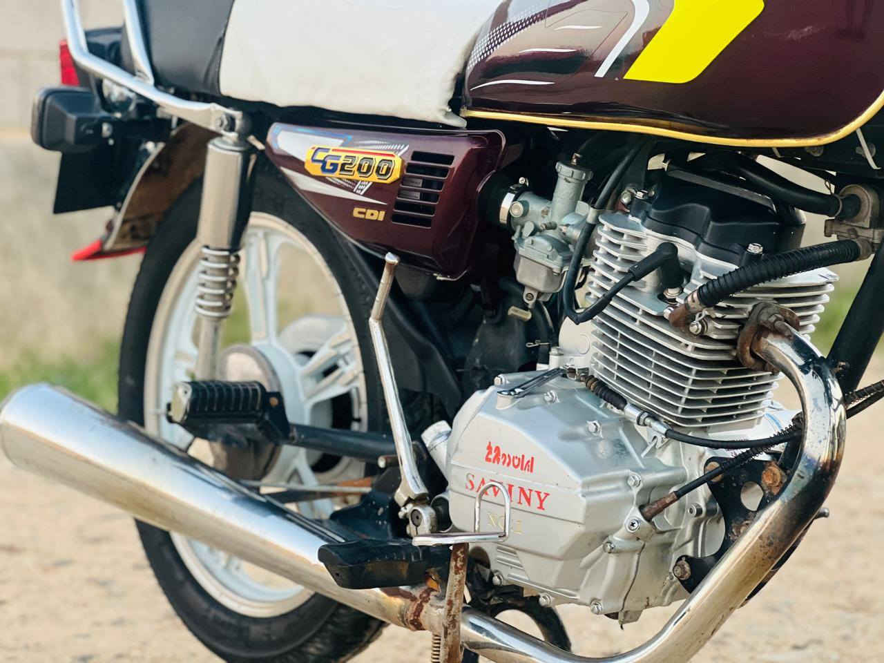 سيفان للبيع موديل 21منفيس كامل من كلشي سعر 550وبي مجال اتصل ***********
