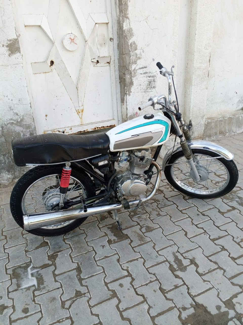 اربعه كير للبيع بيها تبخير
دراجه نضيفه مكينه ارشه الشراي يراسلني


**إذا كنت صاحب هذا الإعلان وتريد حذفه لأي سبب، رجاءا أرسل رسالة إلى الدعم الفني**