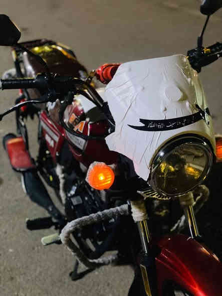 ياللة 
سلامو عـليكم دراجه دايوان موديل 24 نظيفه فول لفول محرك200
نقصها  تفيلس + العداد صفحه اليمنه عاطله الثانيه شغاله كهربائيات كلها شغاله الشراي ليتعبني رجاأ
السعر/1200وبيها مجال قليل،
العنوان/ديالى شهربان /حي العسكري مقابيل معمل للبان رقم الهاتم. بي واتس
***********
