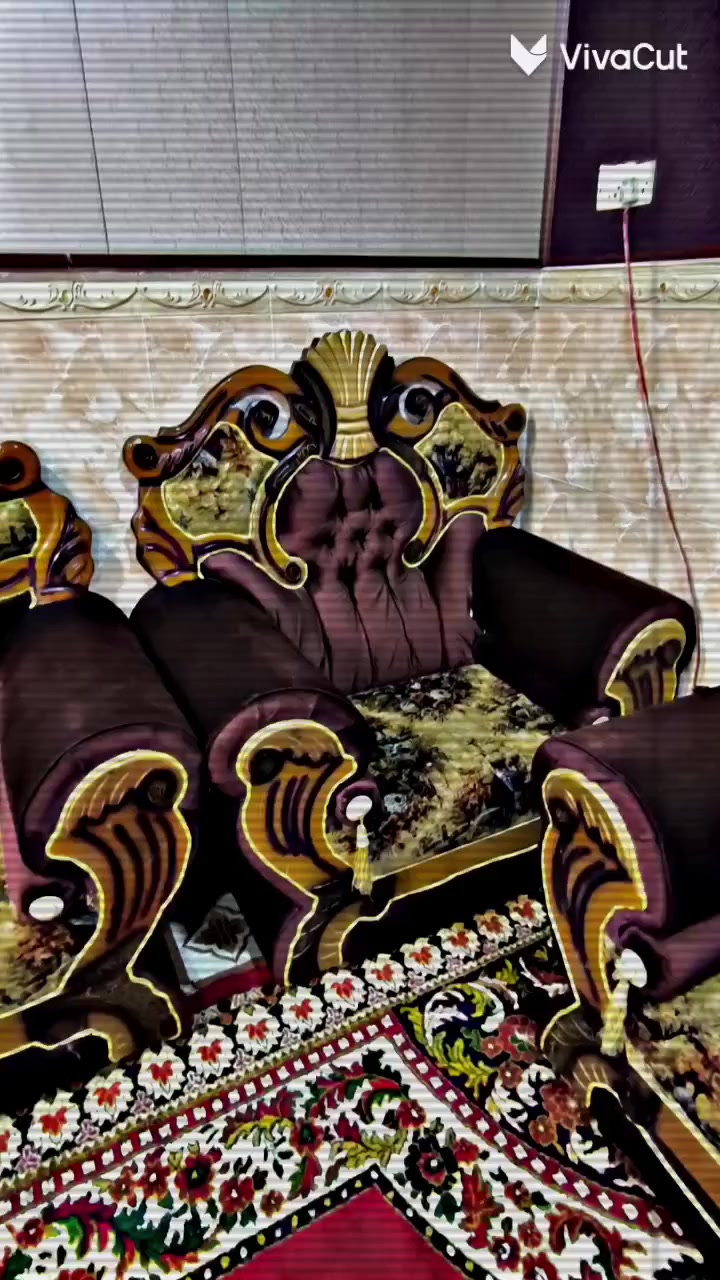 السلام عليكم للبيع تخمين رئاسي نظافه 95 السعر مليون وثلاثمائة ألف دينار وبيه مجال /العنوان البصره القرنه / تلفون *********** بي واتساب
