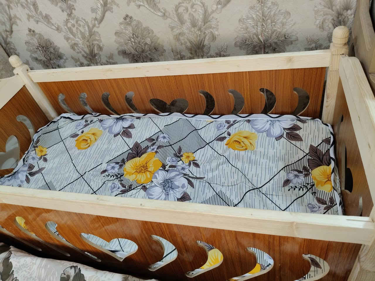 چرباية طفل ما مستخدم جديد السعر 60 هوا والدوشگ
القياس 120×60


**إذا كنت صاحب هذا الإعلان وتريد حذفه لأي سبب، رجاءا أرسل رسالة إلى الدعم الفني**