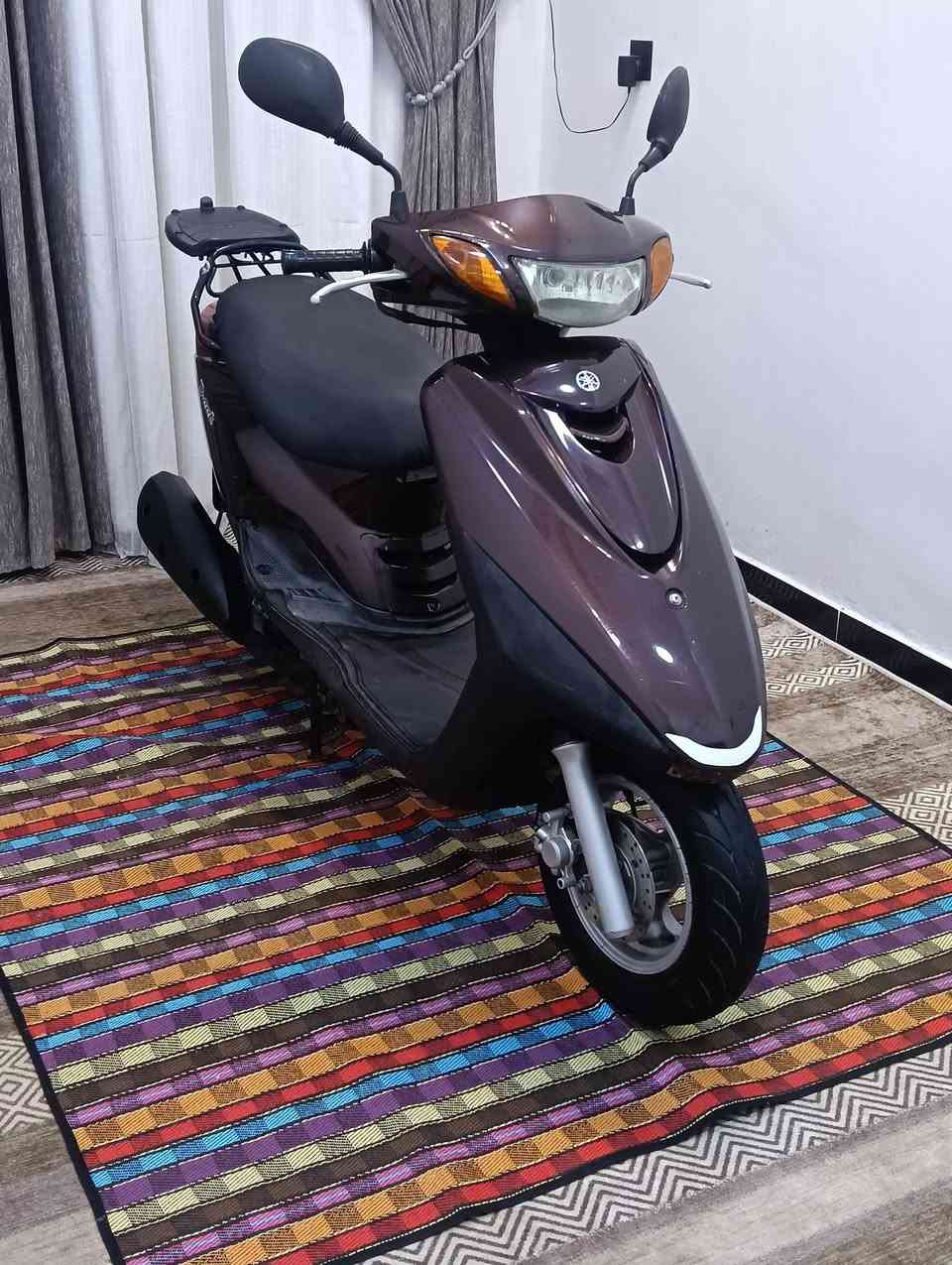 سلام عليكم اكزز ياباني نوزل دراجة جديده مكينه بشرط برغي ممفتوح بيهه كفرات اصليه  15الف دراجه كلهه بلاديه سعر مليون 150 مكاني بغداد شراي يتصل ***********
