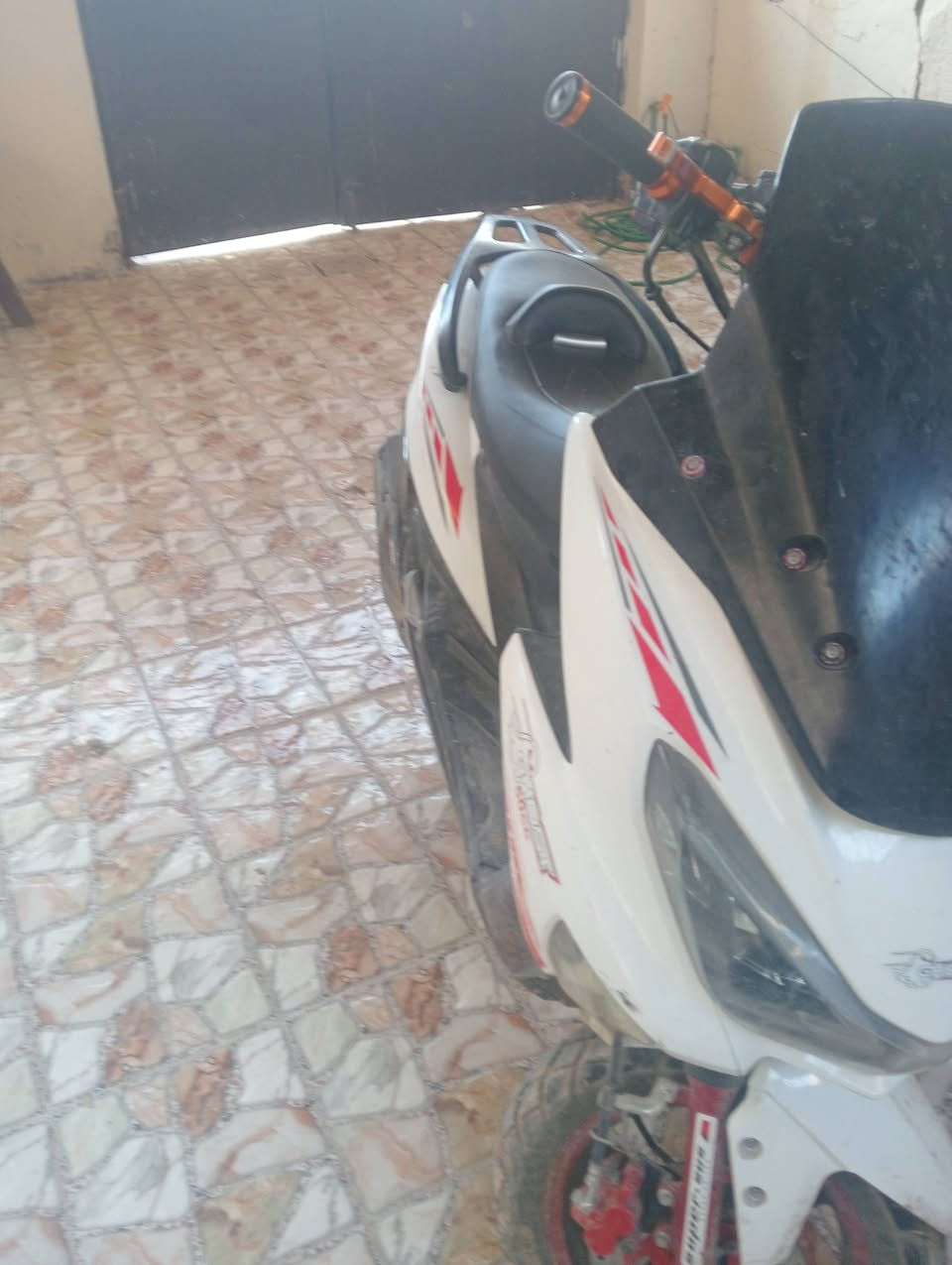 دراجة  80بالمية  نضيفة  فقط  الستان  مكسور  ب 400 مع المجال اومراوس بمنغولي  ديوانية العسكري


**إذا كنت صاحب هذا الإعلان وتريد حذفه لأي سبب، رجاءا أرسل رسالة إلى الدعم الفني**