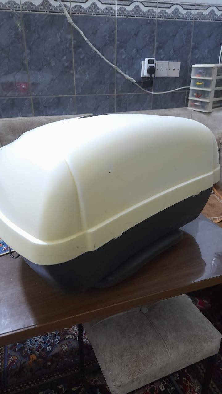 جنطه حجم كبير  كامله قاعدتها ومفتاحها للاتصال *********** بغداد عامريه
