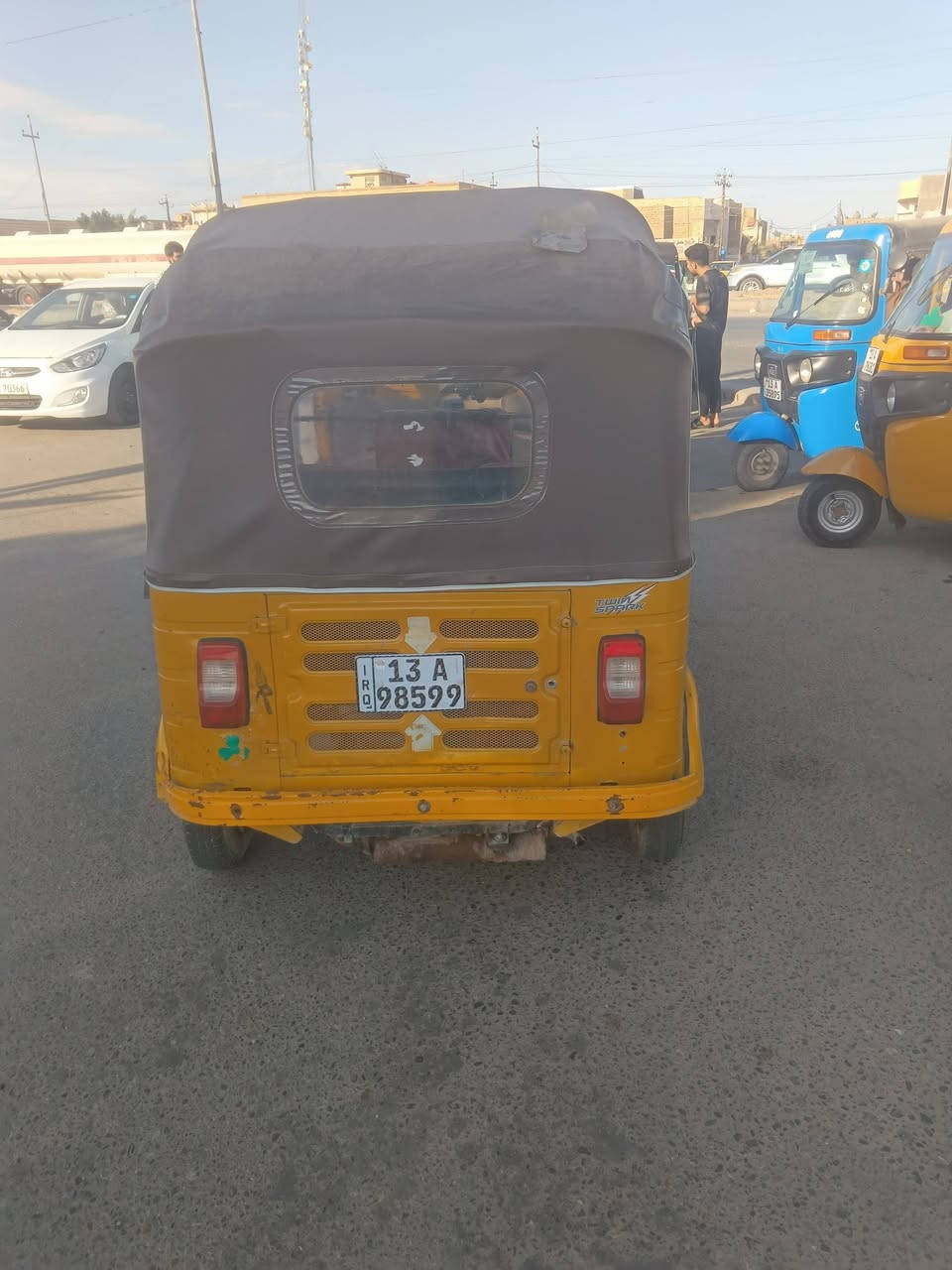 ٢٠ شهر ثالث رقم وسنويه بسمي بيهه لغد مصبوغ ولمكينه مجفته شركه لا تنقيص ولا تبخير سعر 5 وبيهه مجال 
***********
