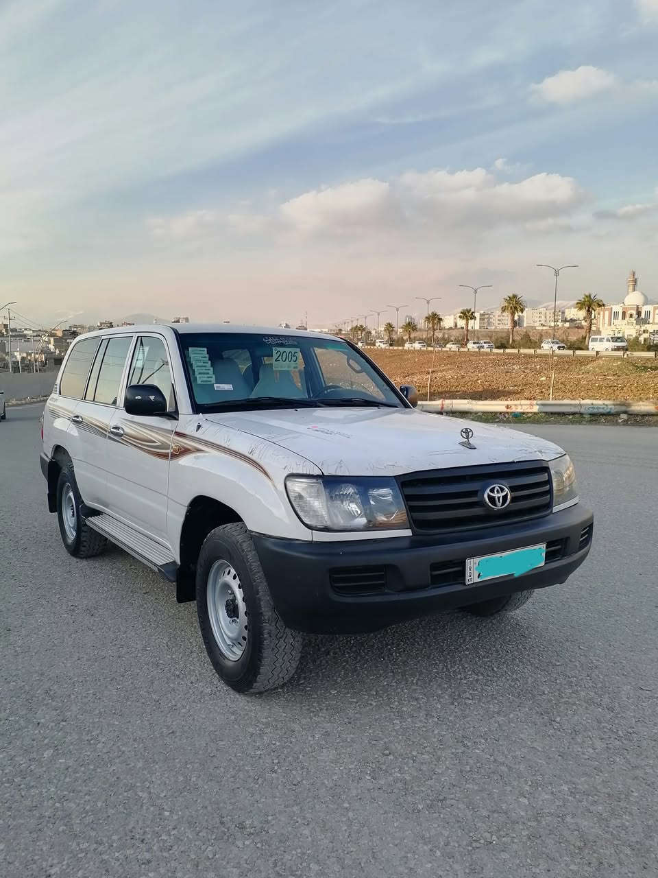 سەرەتا بەناوی خوای گەورە..  مۆنیکا 2002 سەیارەکە لۆک لۆکە  بەس ماشااللە ئەوێیت سەیارەکە هێچی پێوەنیە تەنها نیوە چەمەلەخی  بۆیاخ بێ ناوگرتن سەیارەکە هەموو شتێکی  لەسەرە شریکە ماوتەوە تەنها 280 هەزار ڕۆشتوو ... بۆزانینی نرخ و زانیاری پەیوەندی بکە بە  خاوەنەکەیەوە ... *********** ... ***********
