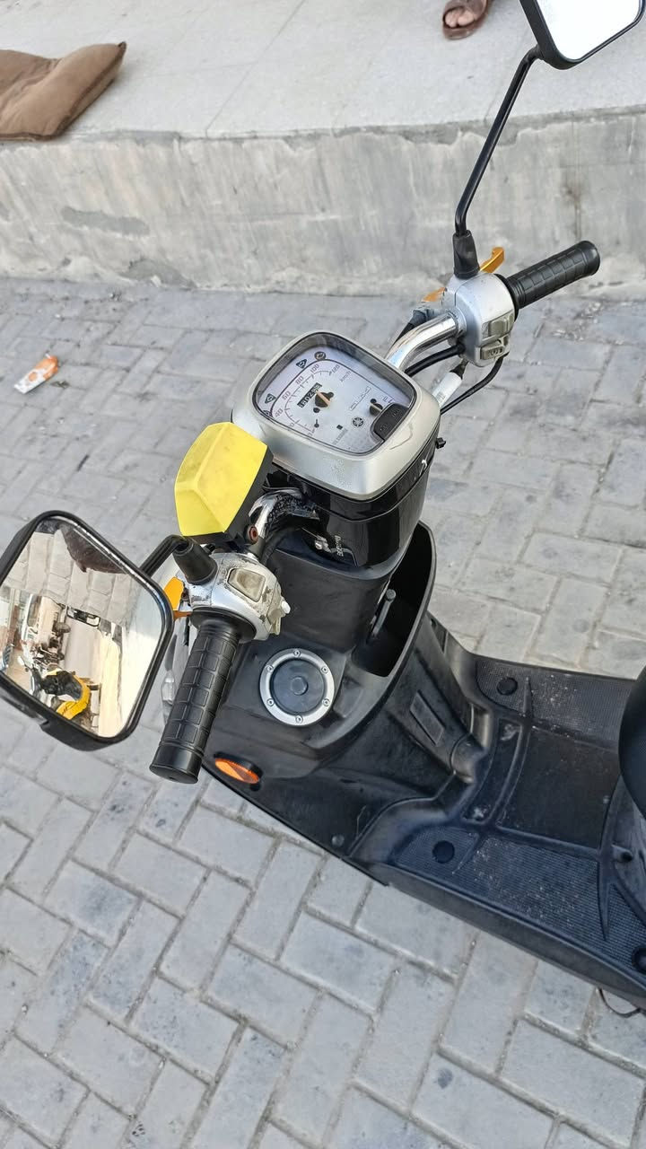 مـاكس بوليسي نوزل للبيع👌🏻
بوليسي بلاد ✅
دراجه مكفوله ✅ 
موديل 2012 ✅
مكينه مكفوله ✅
(مـليون)  وبيها مجال حكك الجيهه
السماوه قضاء الخضر / ***********
