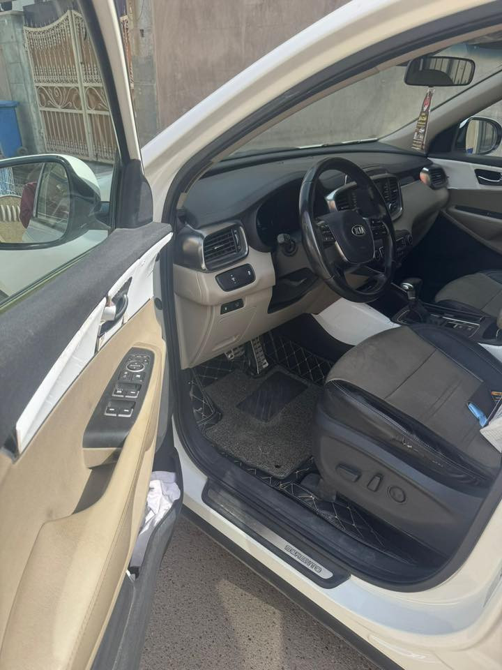 السلام عليكم
سورنتو خليجي فول الفول موديل 2019 للبيع
🔹 مكفولة كفالة عامة من الصبغ والتبديل
🔹 مواصفات كويتية
🔹 6 سلندر
🔹 ماشية 95 ألف كم حقيقي ضمان
🔹 بانوراما
🔹 فور ويل (دفع رباعي)
🔹 كشنات كهرباء
🔹 نافيكيشن + أريل
🔹 تبريد وتدفئة كشن
🔹 سايد بريك كهرباء
🔹 أوتو هولد
🔹 4 كاميرات 360°
🔹 حساسات أمامية وخلفية
🔹 باقي المواصفات المعروفة

📍 المكان: بغداد
❗ غير متواجد على فيسبوك

📞 للتفاصيل الاتصال:
0771 326 7206

💰 السعر: 280
