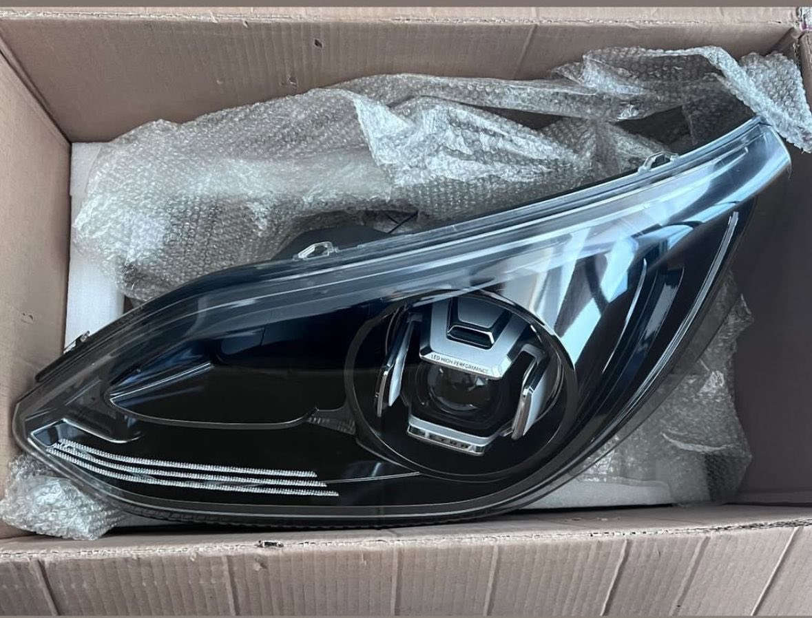 SETRA 517 HDH Top Class

Driver's side headlight

( He is in good condition )

The price is €1600


**إذا كنت صاحب هذا الإعلان وتريد حذفه لأي سبب، رجاءا أرسل رسالة إلى الدعم الفني**