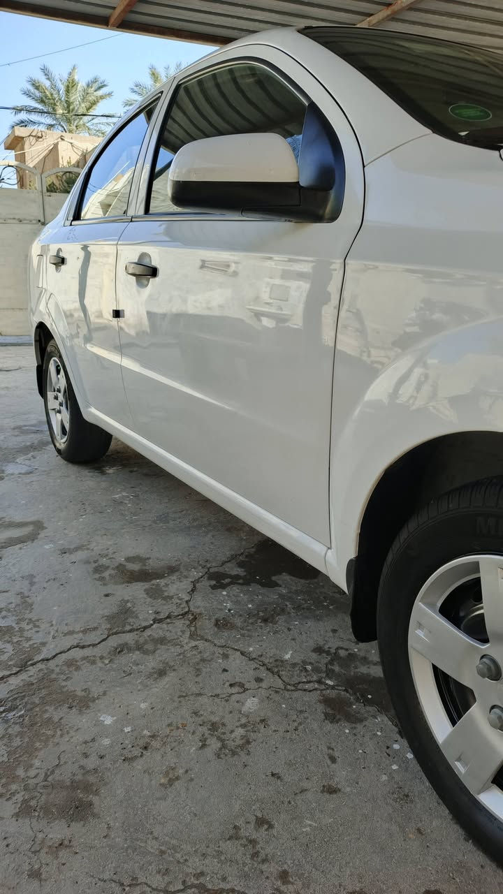 سلام عليكم افيو موديل 2011 استلام شركه العامه على ايدوحده من شركه سياره  بداحله من صورترايك زيرو كير مكينه تبريدعلى وضع الشركه رقم بغداد الماني تحويل مباشرالسعر 84بيه مجال بسيط الهاتف ***********مكان السياره بغداد الكرخ
